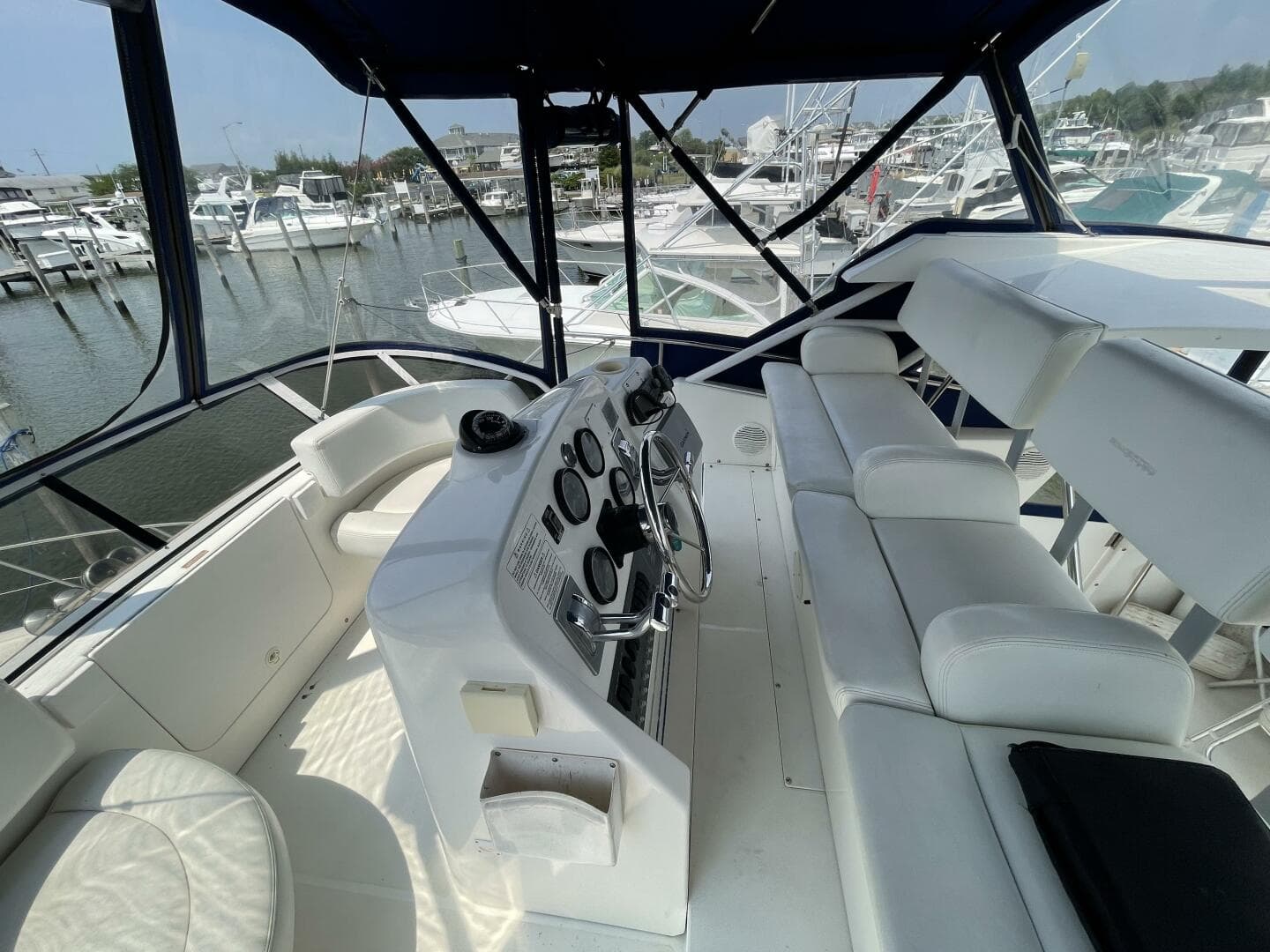 1998 Silverton 322 MY