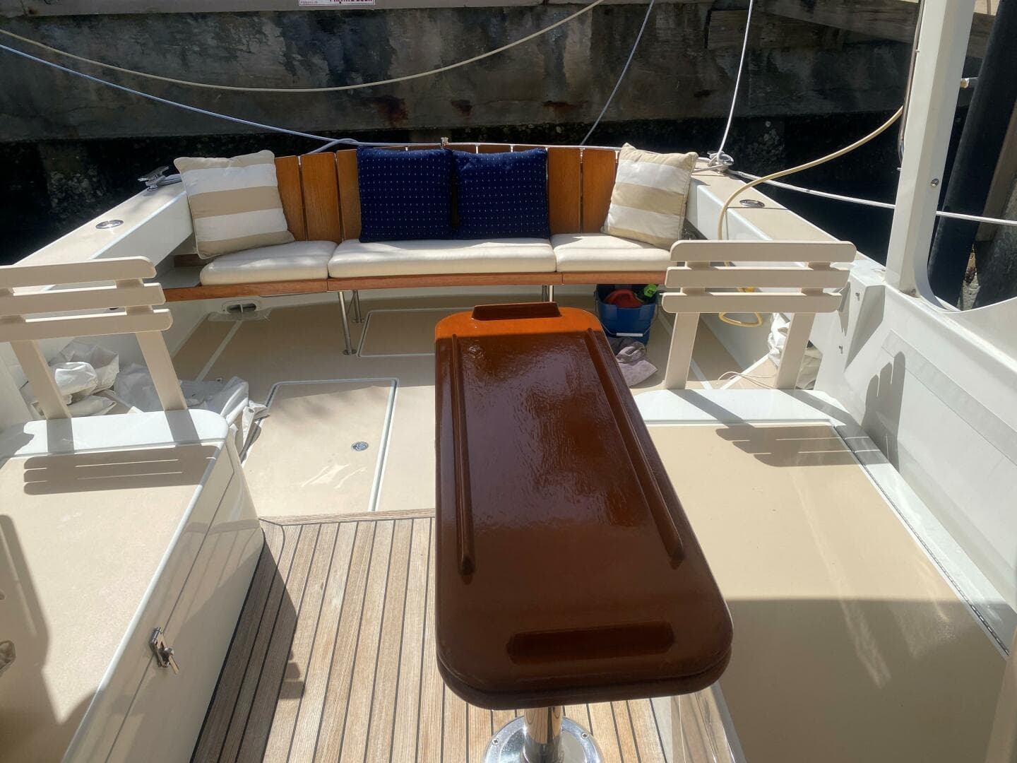 2006 MJM 34z Express HT