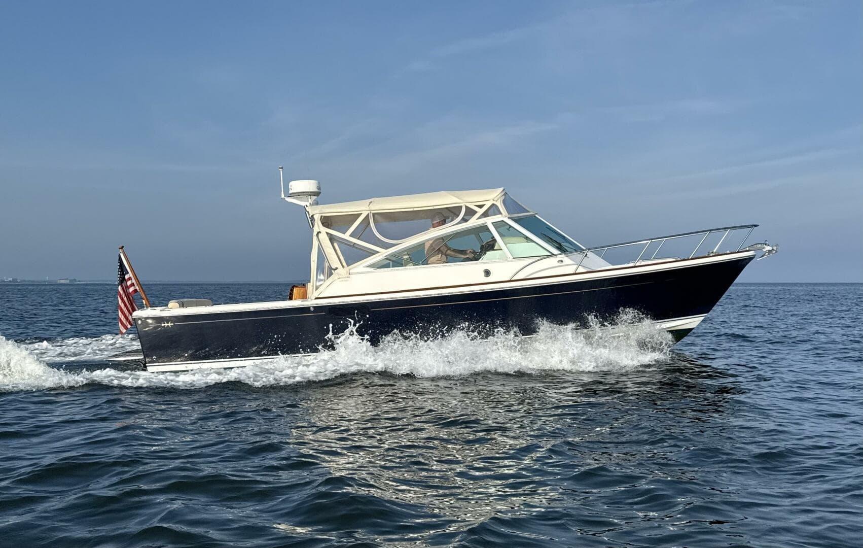 2009 Hunt Yachts Harrier 29