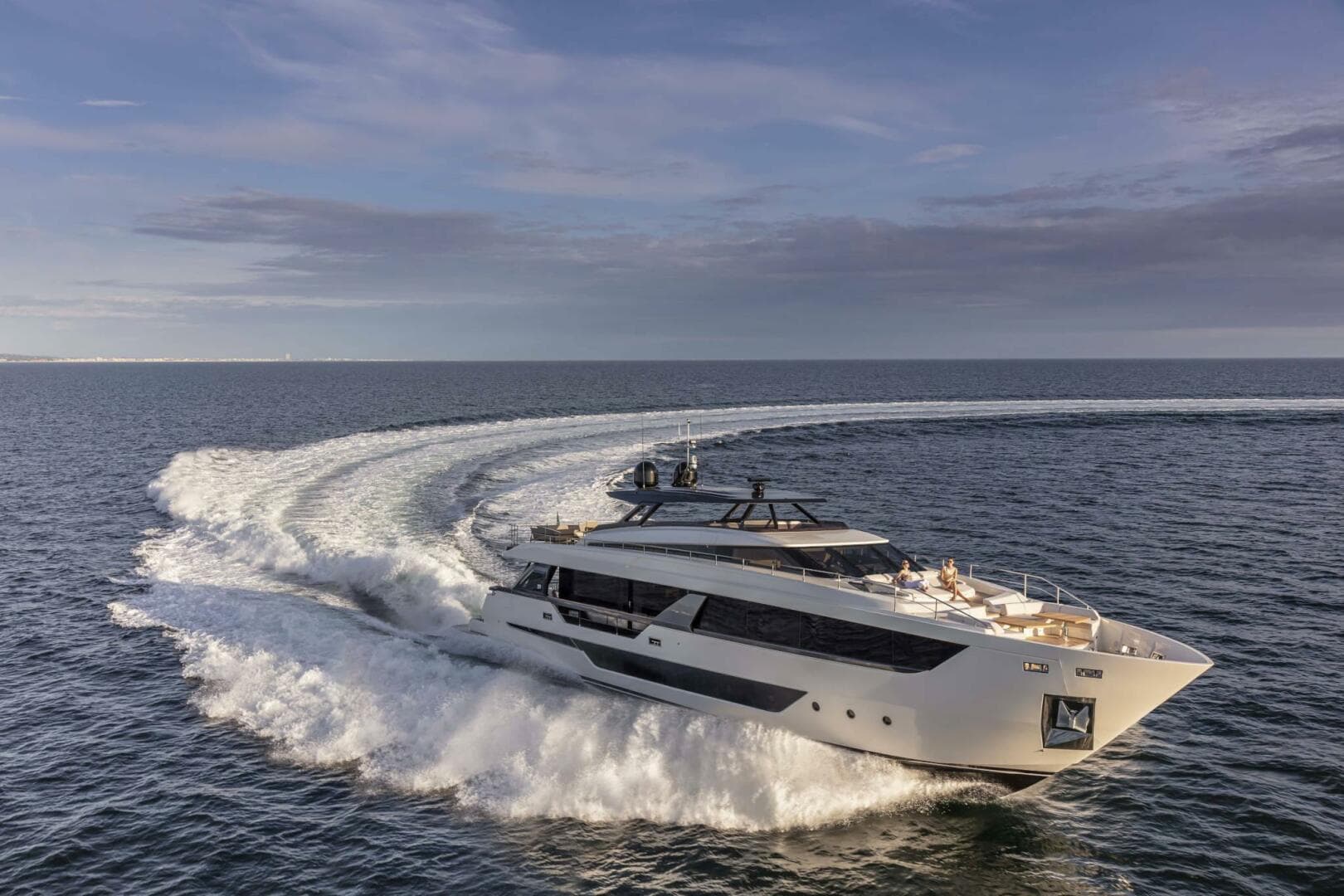 2021 Ferretti Yachts Ferretti 1000