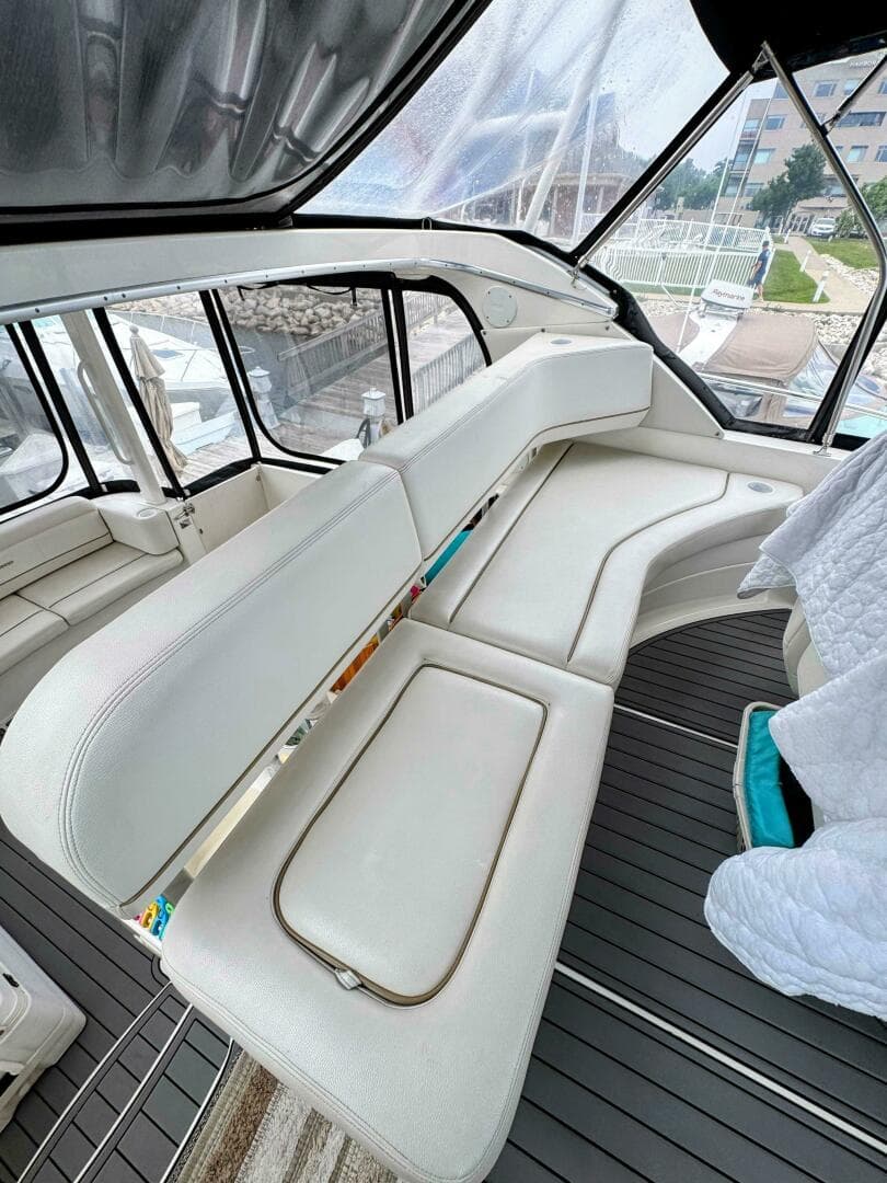 2005 Silverton 35 Motor Yacht