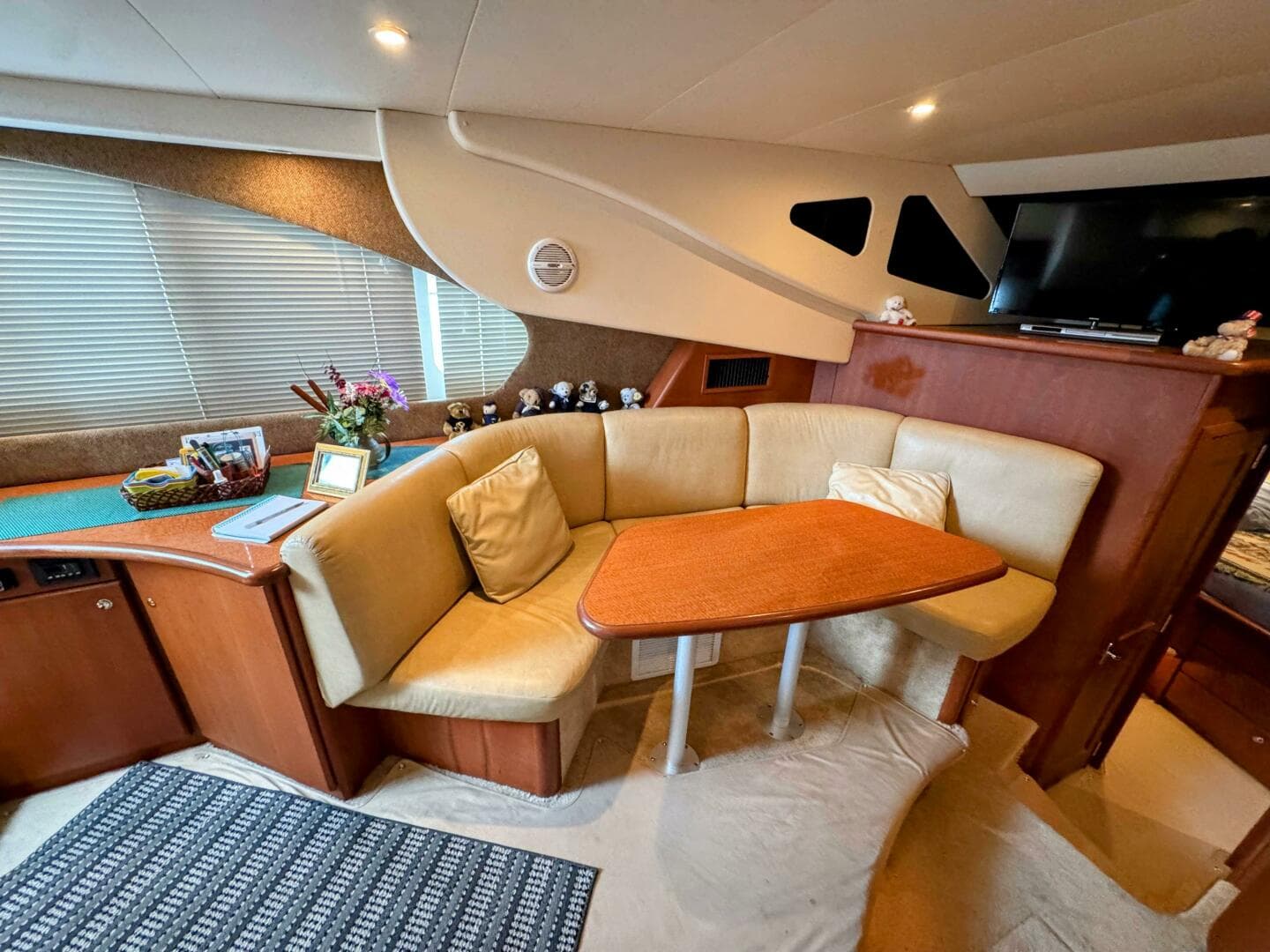 2005 Silverton 35 Motor Yacht