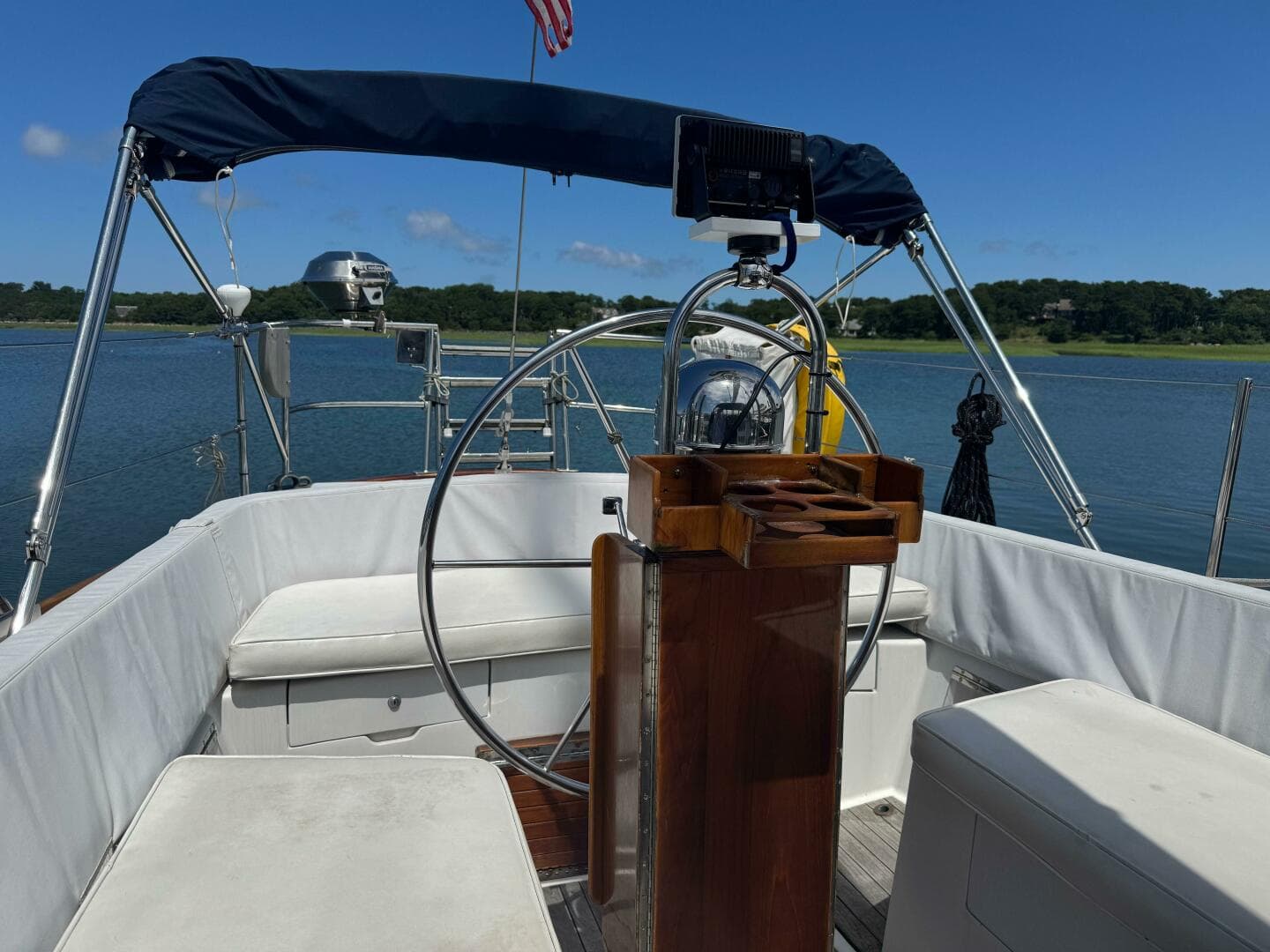 1983 Hinckley Sou'wester 42