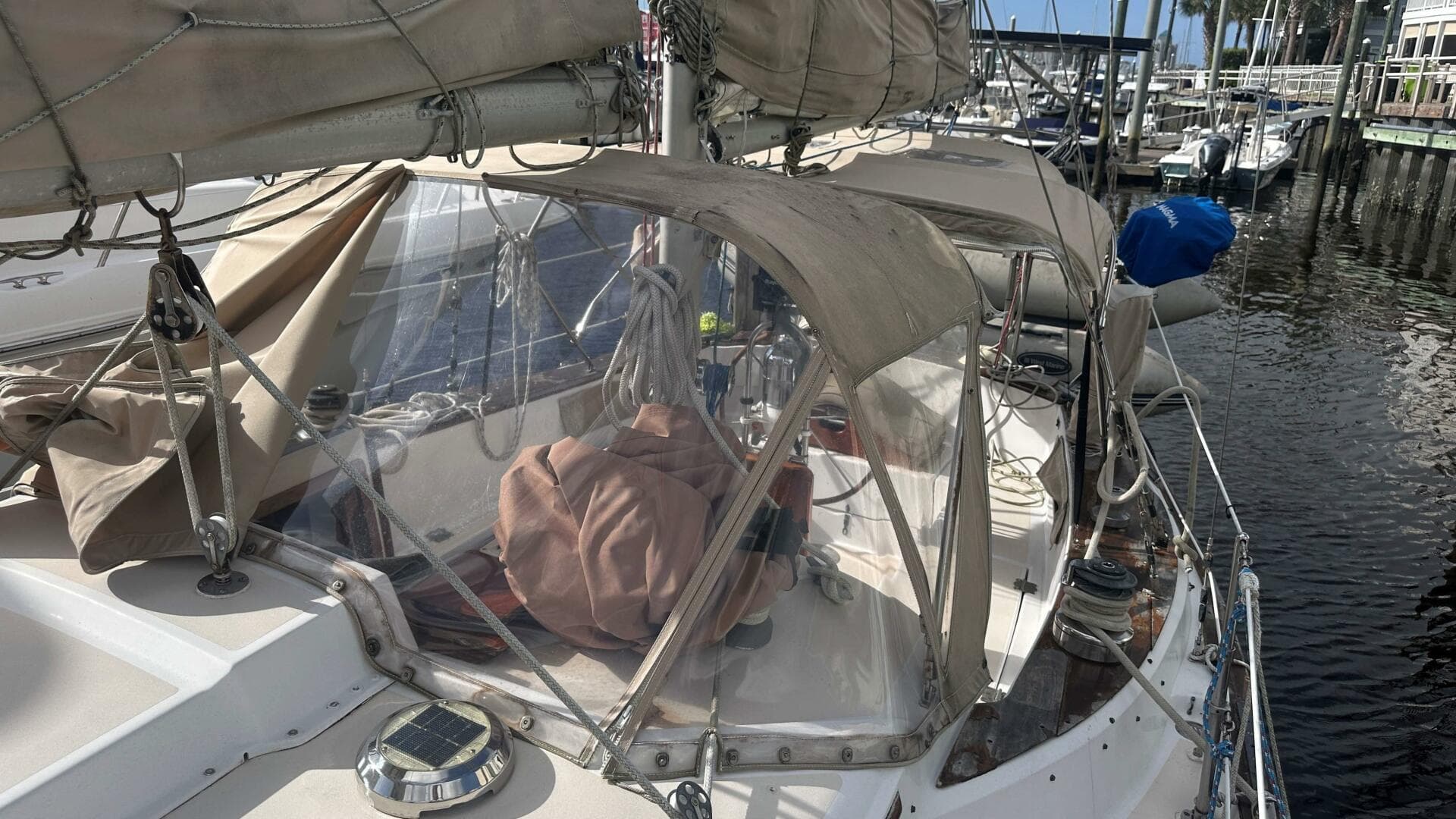 1977 Pearson 365 Ketch