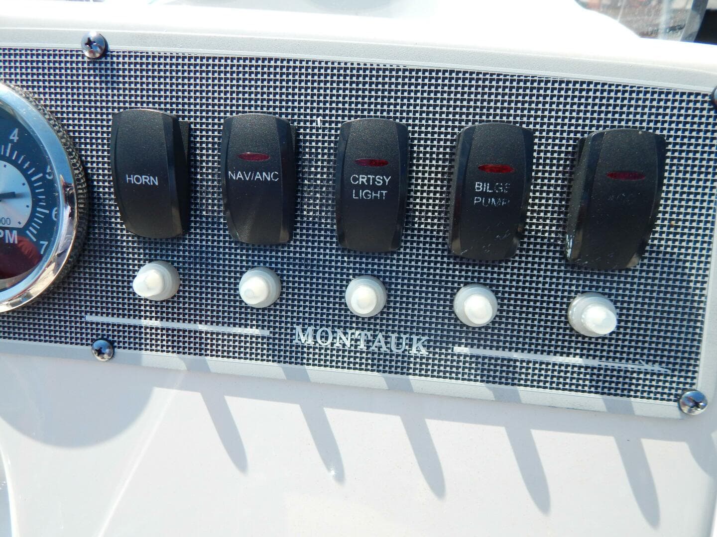 2020 Boston Whaler 190 Montauk