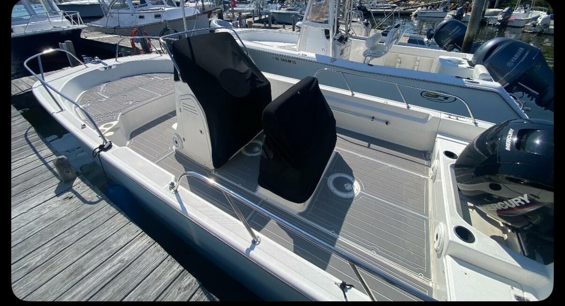 2020 Boston Whaler 190 Montauk