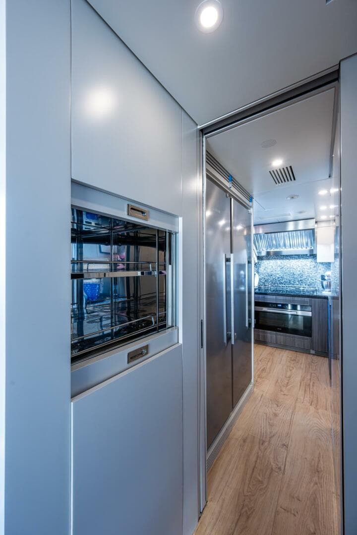 2023 Benetti 34M OASIS