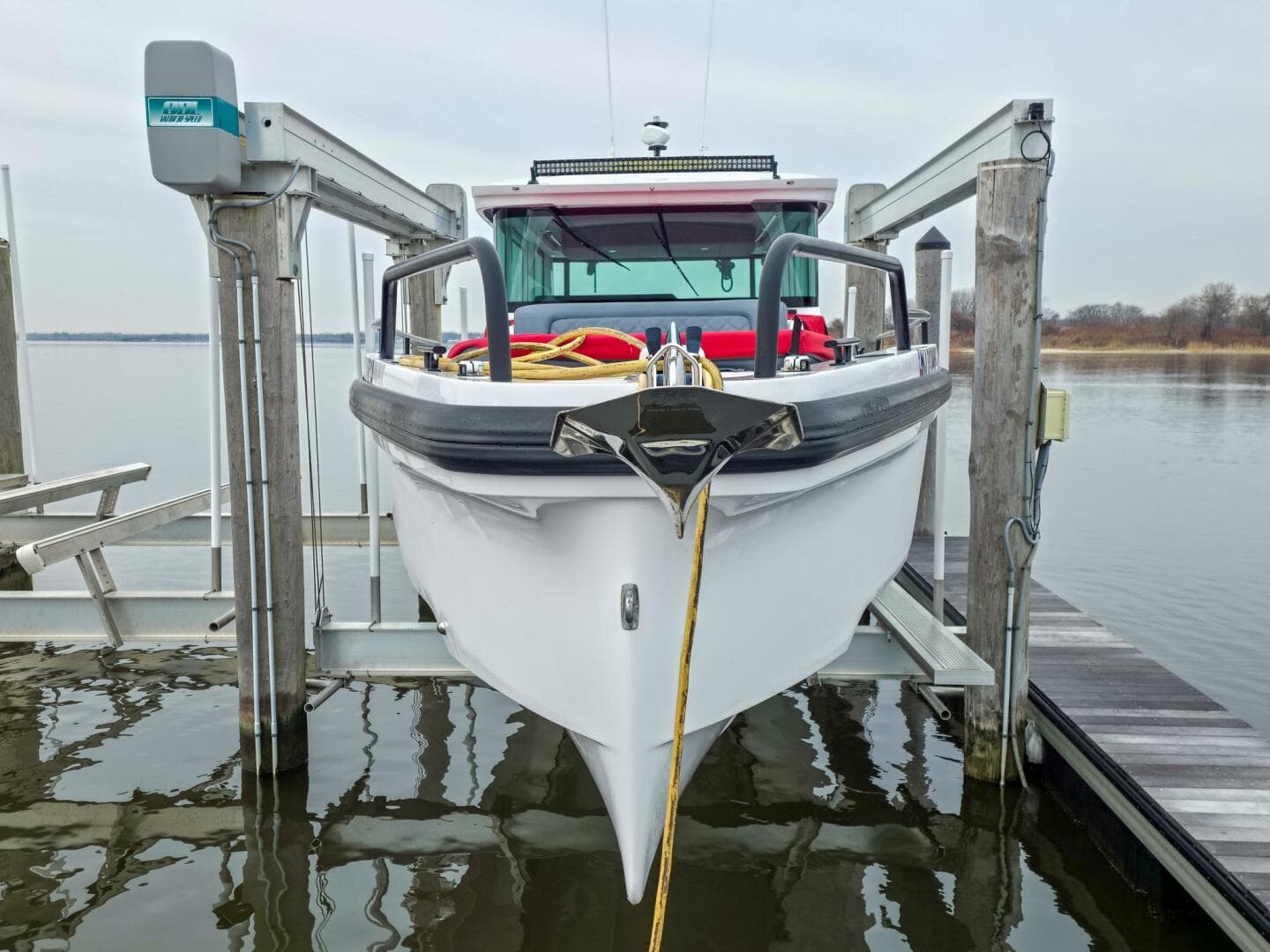 2021 Axopar 37 XC Cross Cabin