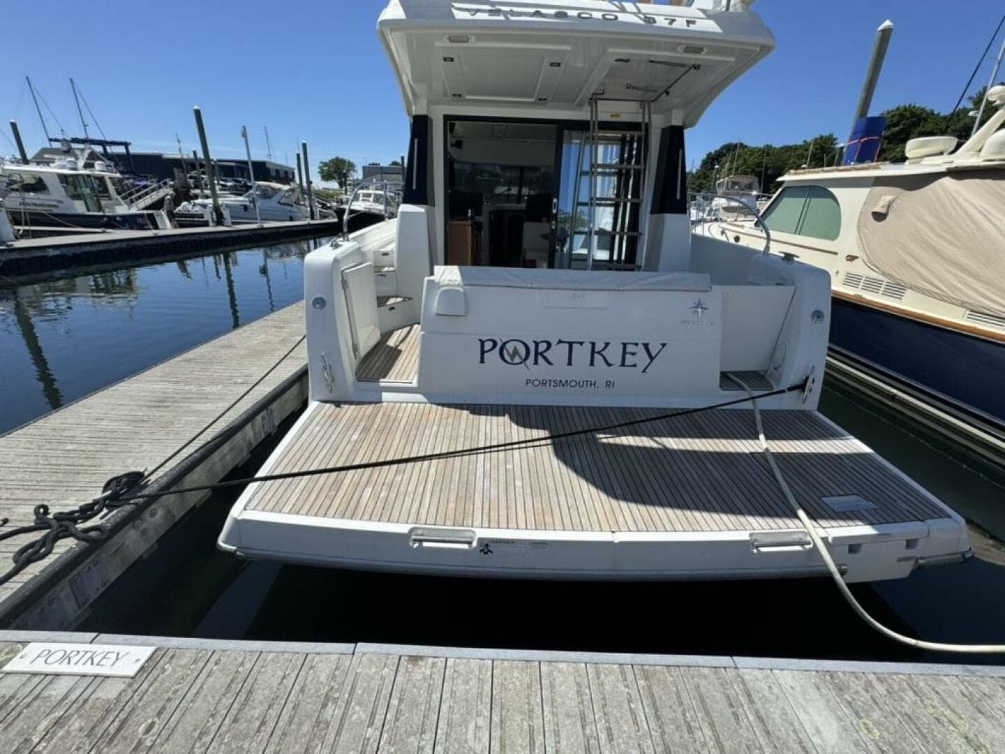 2016 Jeanneau Velasco 37F