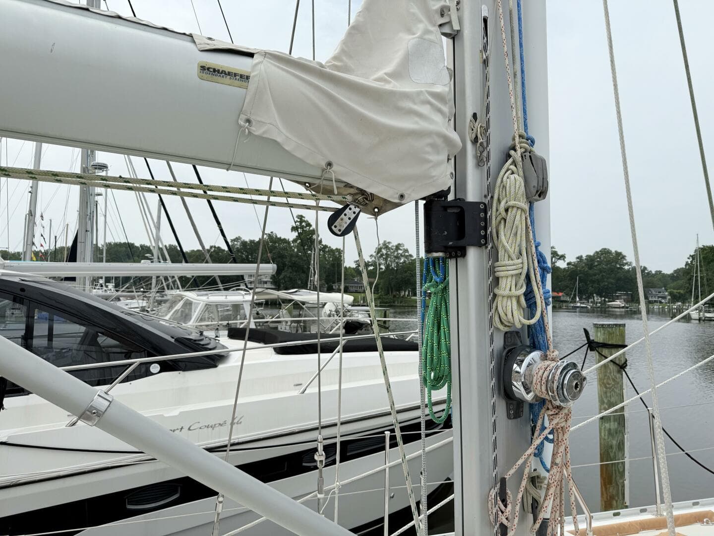 2008 Hylas 46 Center Cockpit