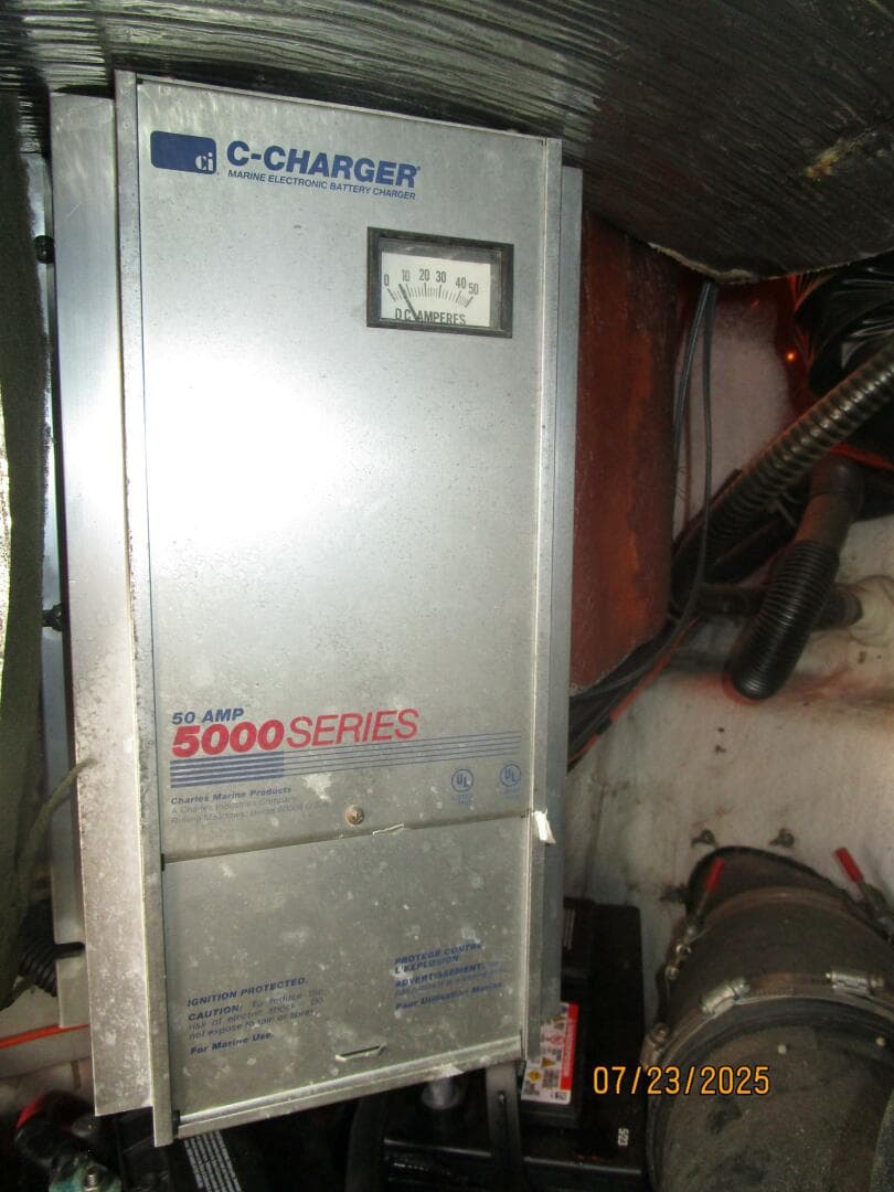 40' Trojan battery charger