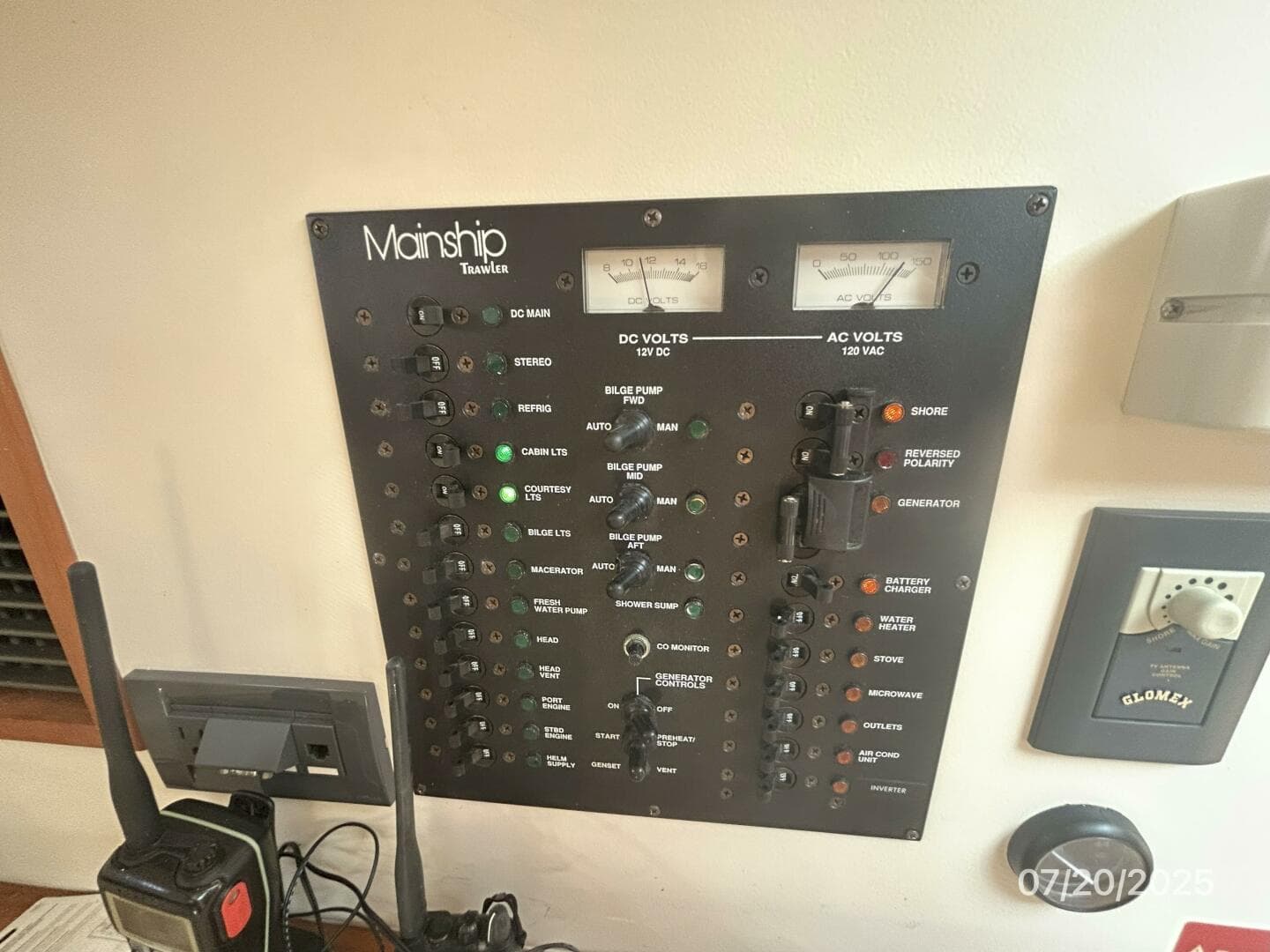 34' Mainship electrical panel1