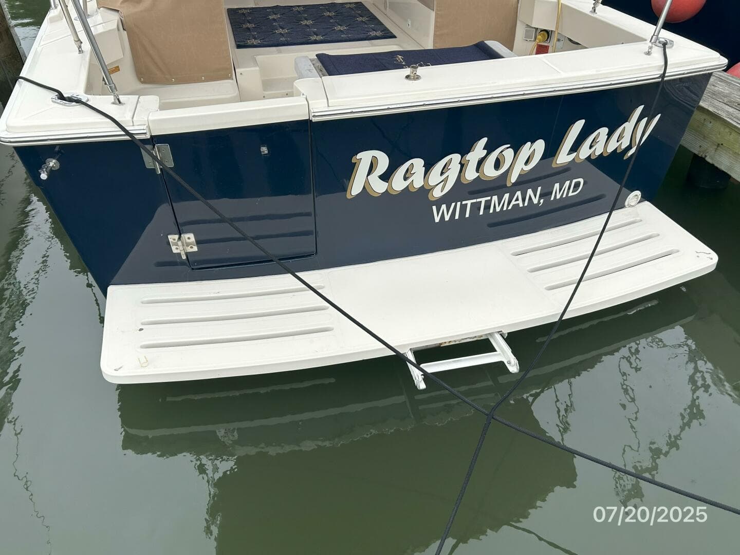 34' Mainship swimplatform