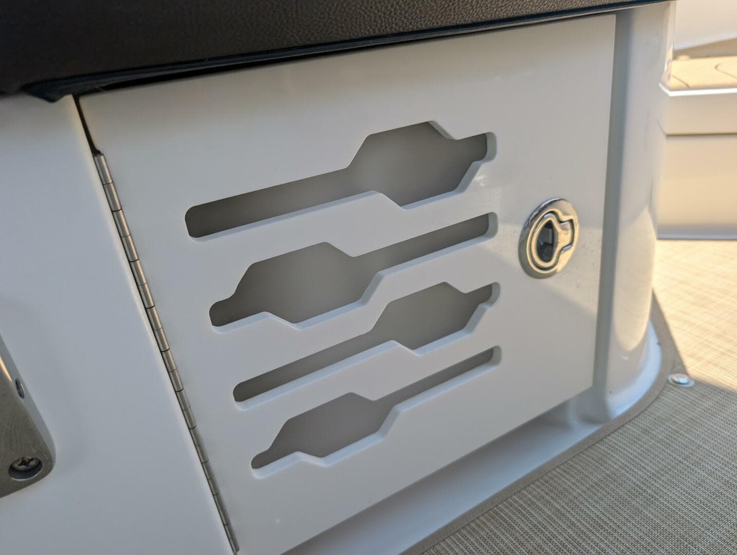 2023 Sea Ray 280 SLX