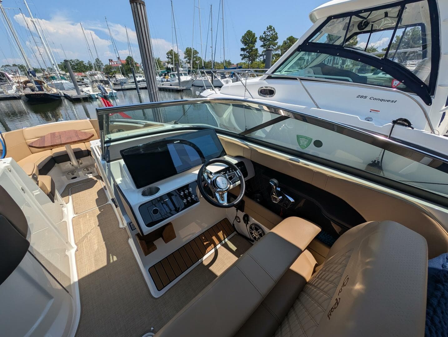 2023 Sea Ray 280 SLX