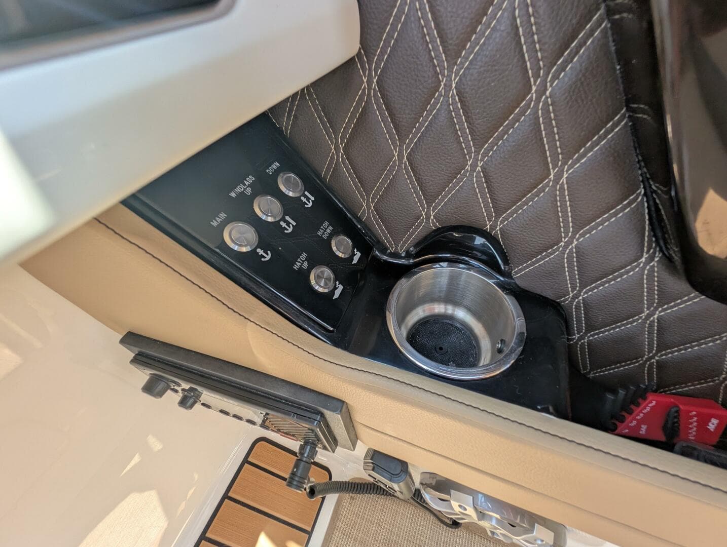 2023 Sea Ray 280 SLX