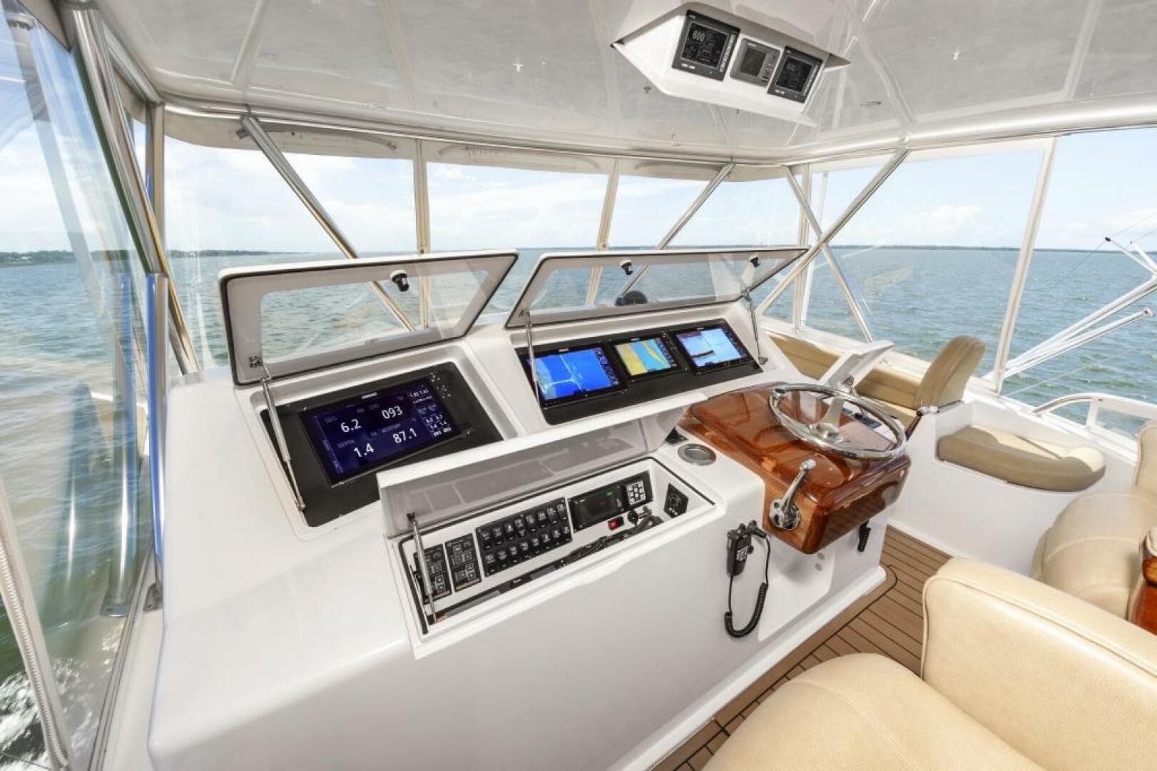 77c0db5d A452 4400 Aedf 6f1d21e3f9f3