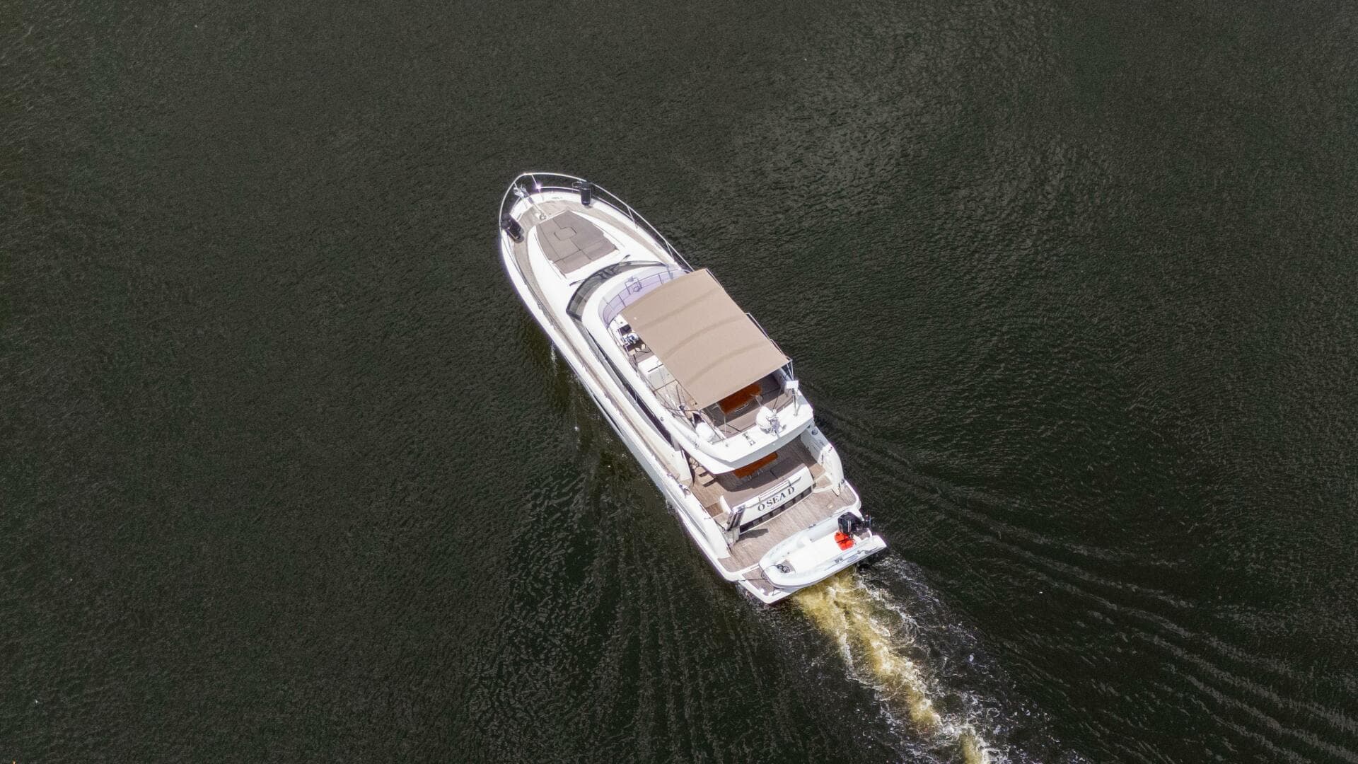 2018 Prestige 500 Flybridge