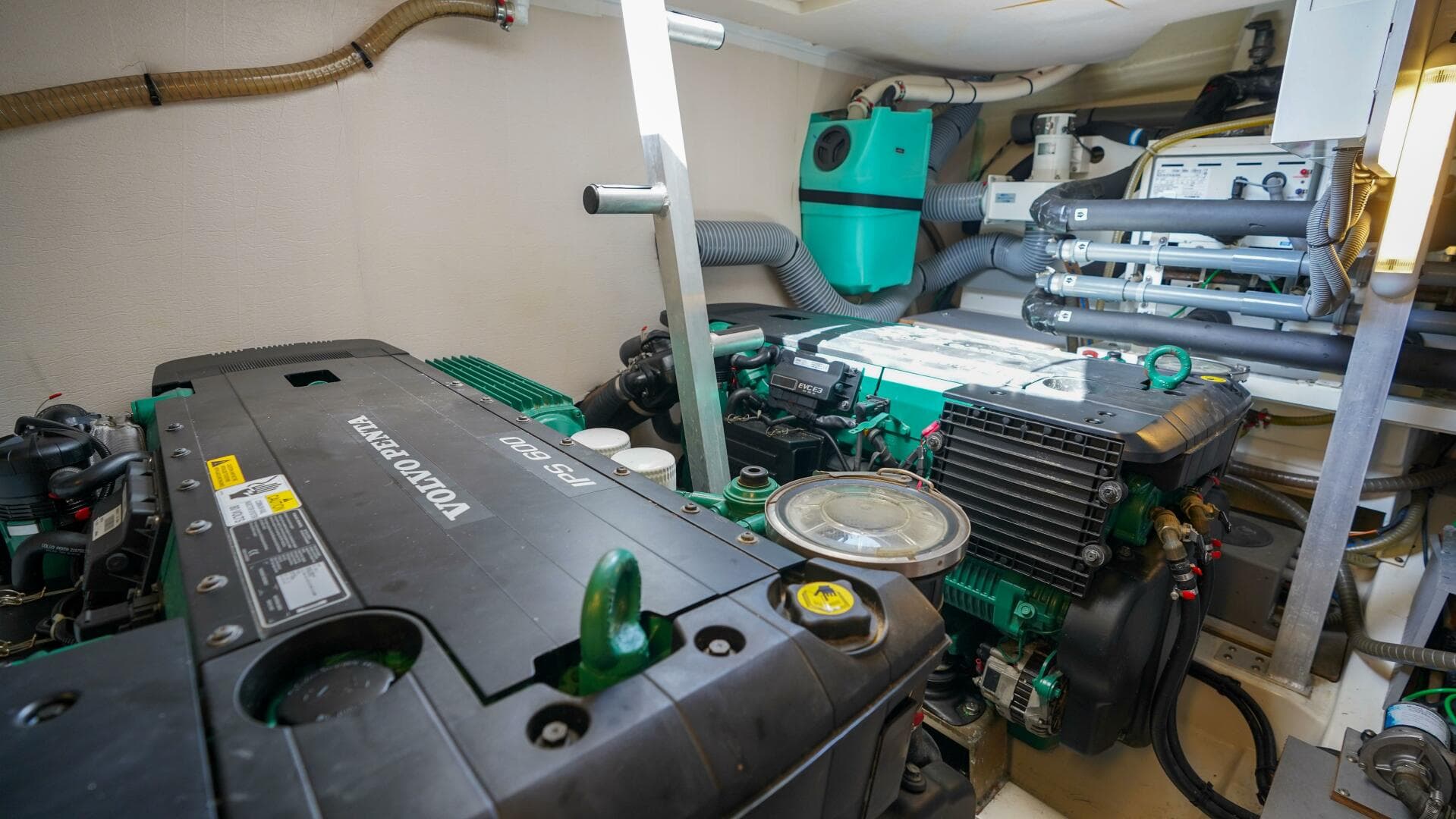 2018 Prestige 500 Flybridge