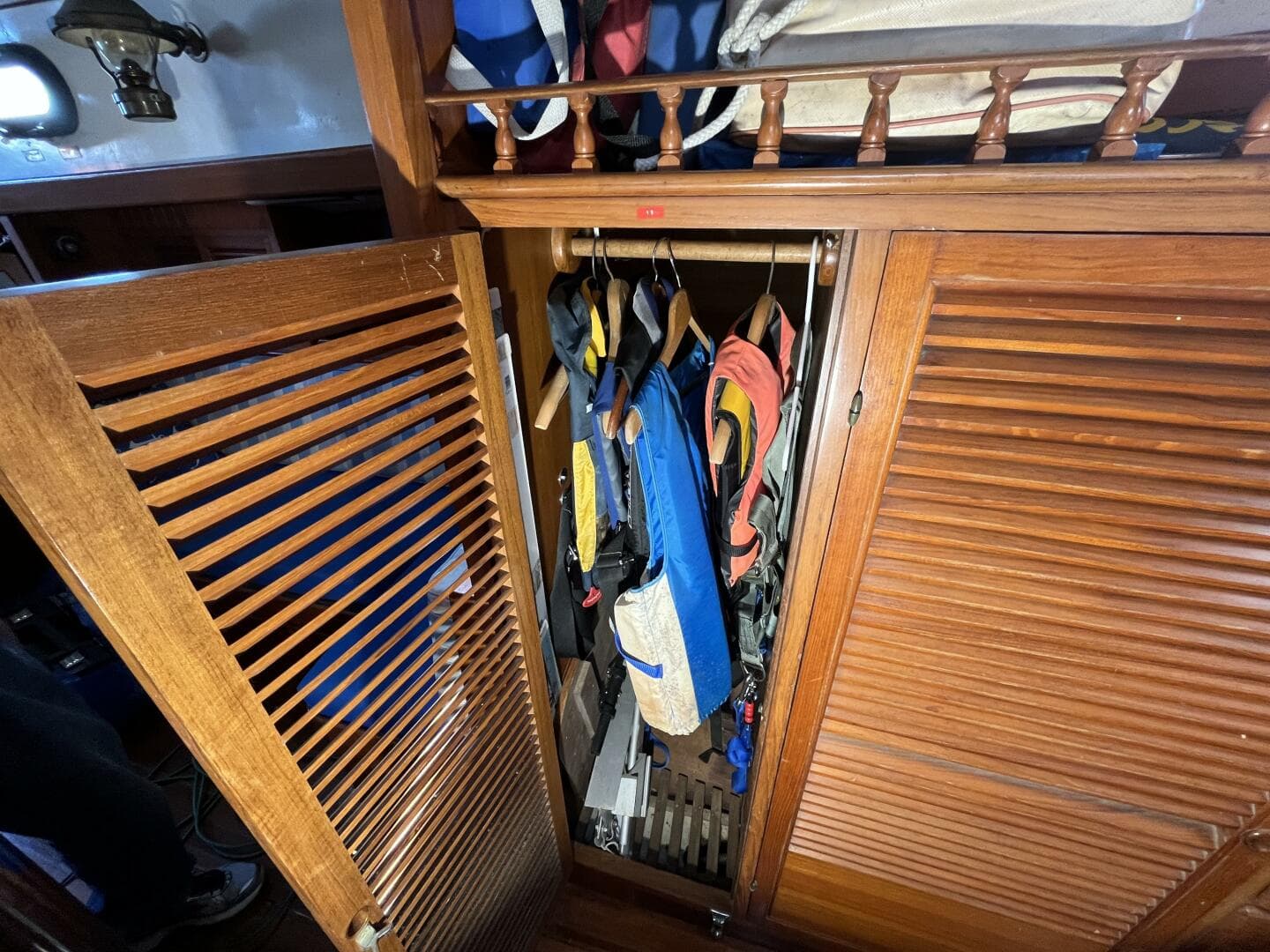 1982 Tayana Tayana 37