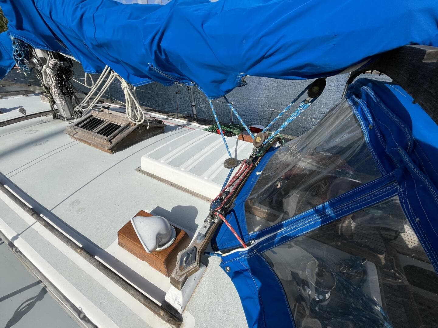 1982 Tayana Tayana 37