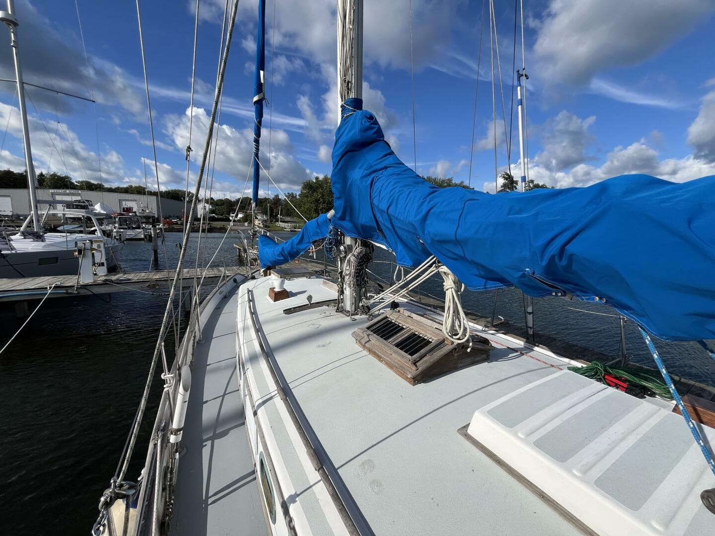 1982 Tayana Tayana 37