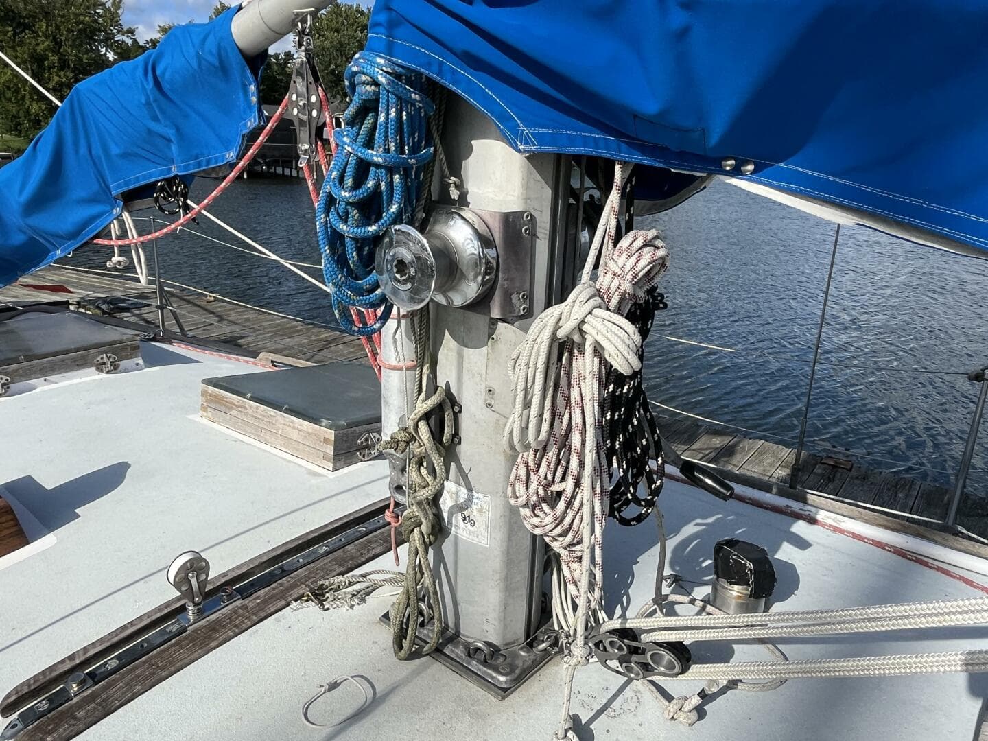 1982 Tayana Tayana 37