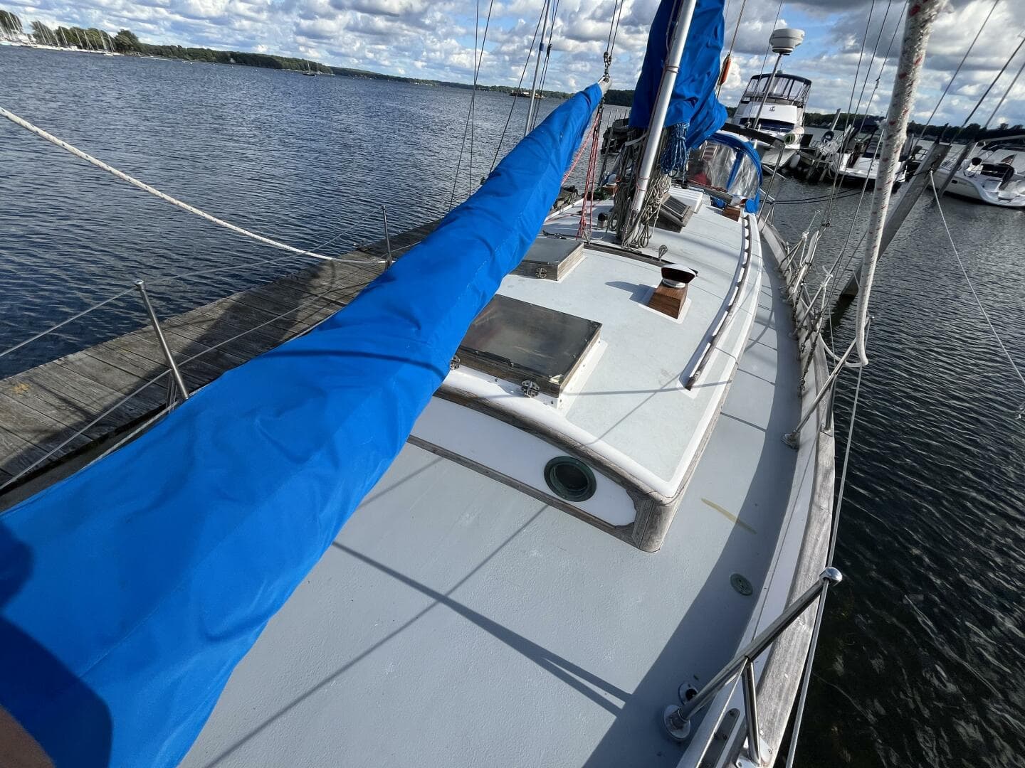 1982 Tayana Tayana 37