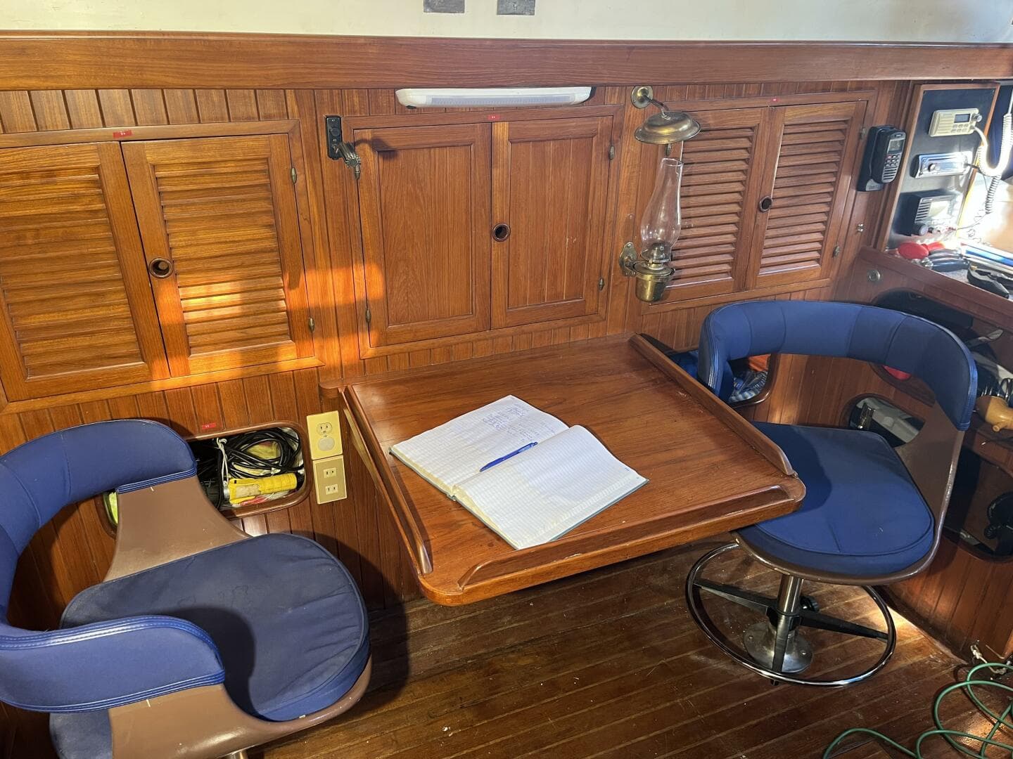 1982 Tayana Tayana 37