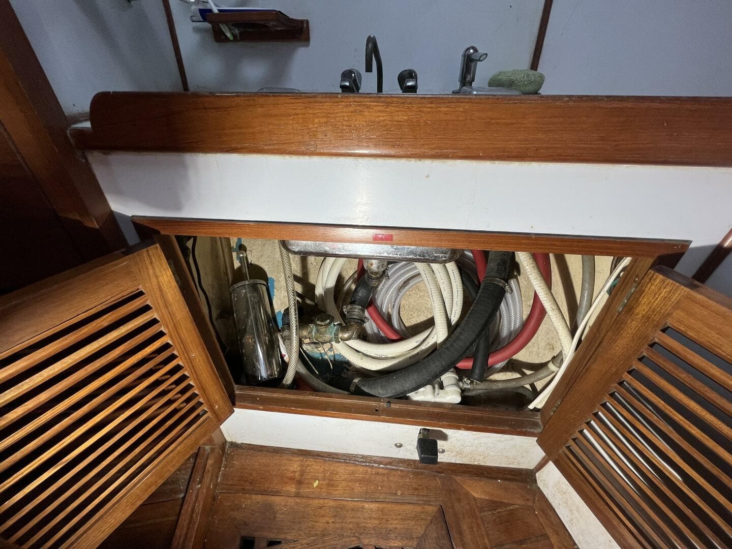 1982 Tayana Tayana 37