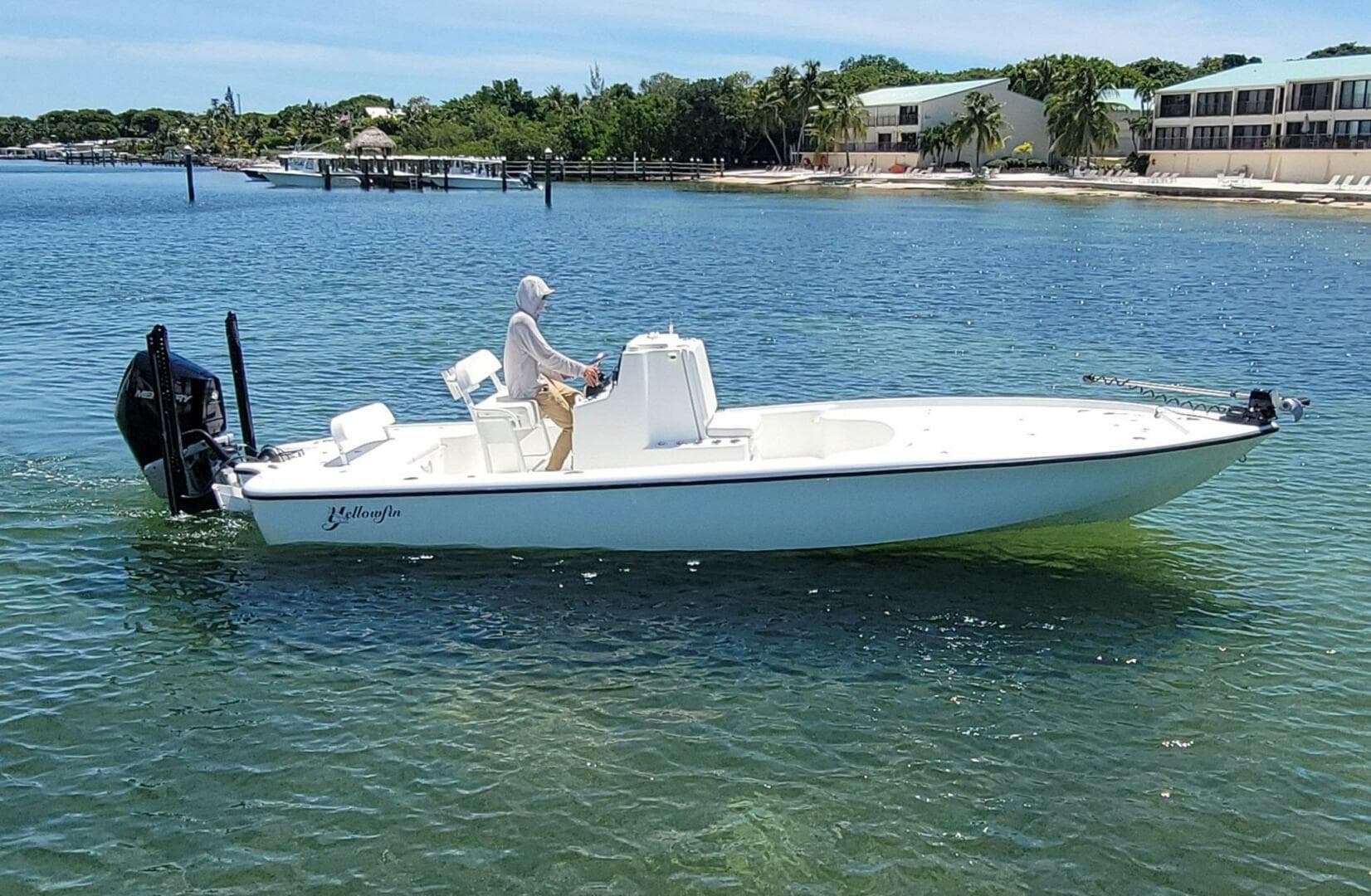 2016 Yellowfin 24 Bay