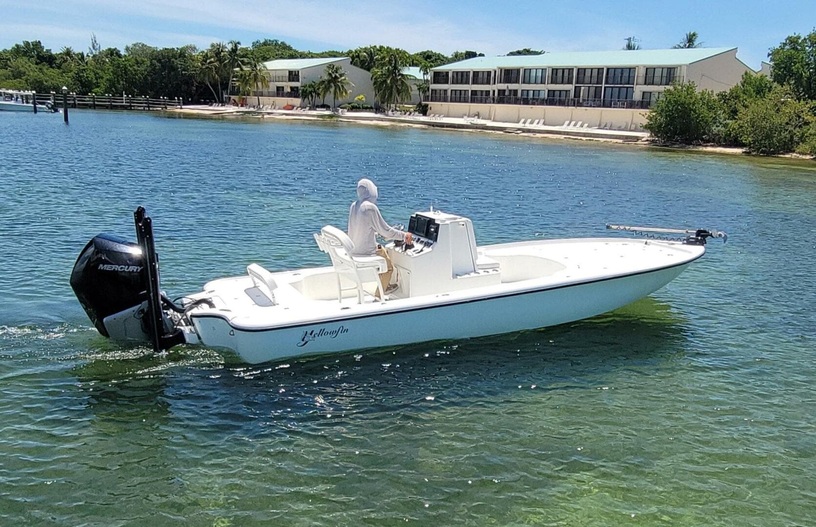 2016 Yellowfin 24 Bay