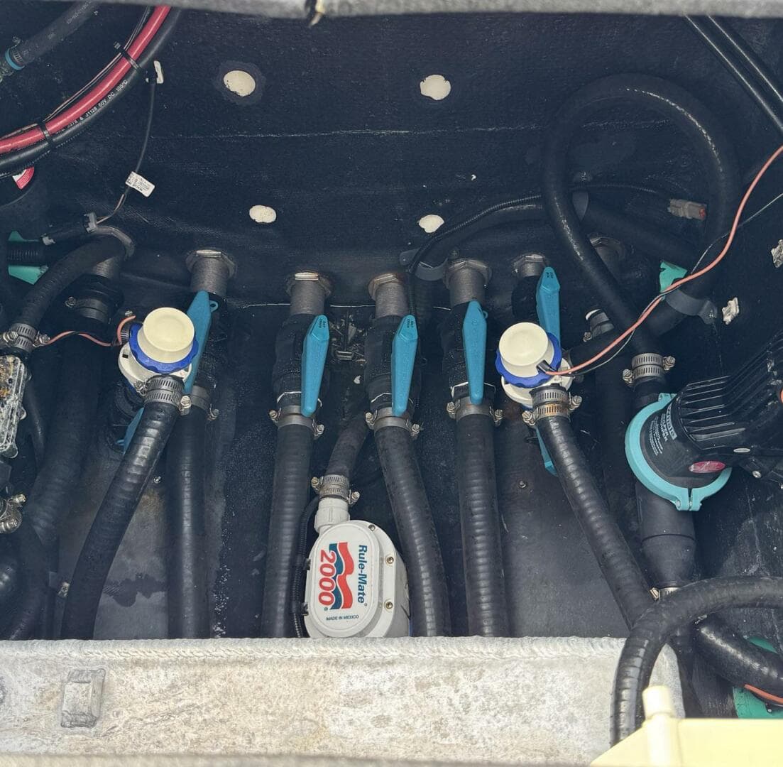 2021 Yellowfin 26 Hybrid