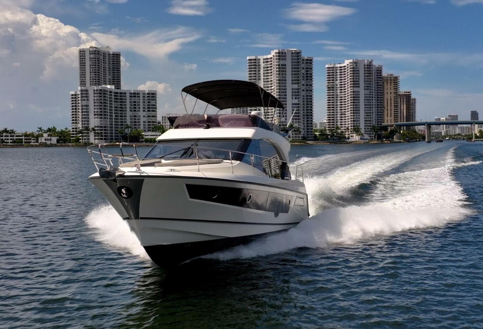 2021 Beneteau Monte Carlo 52