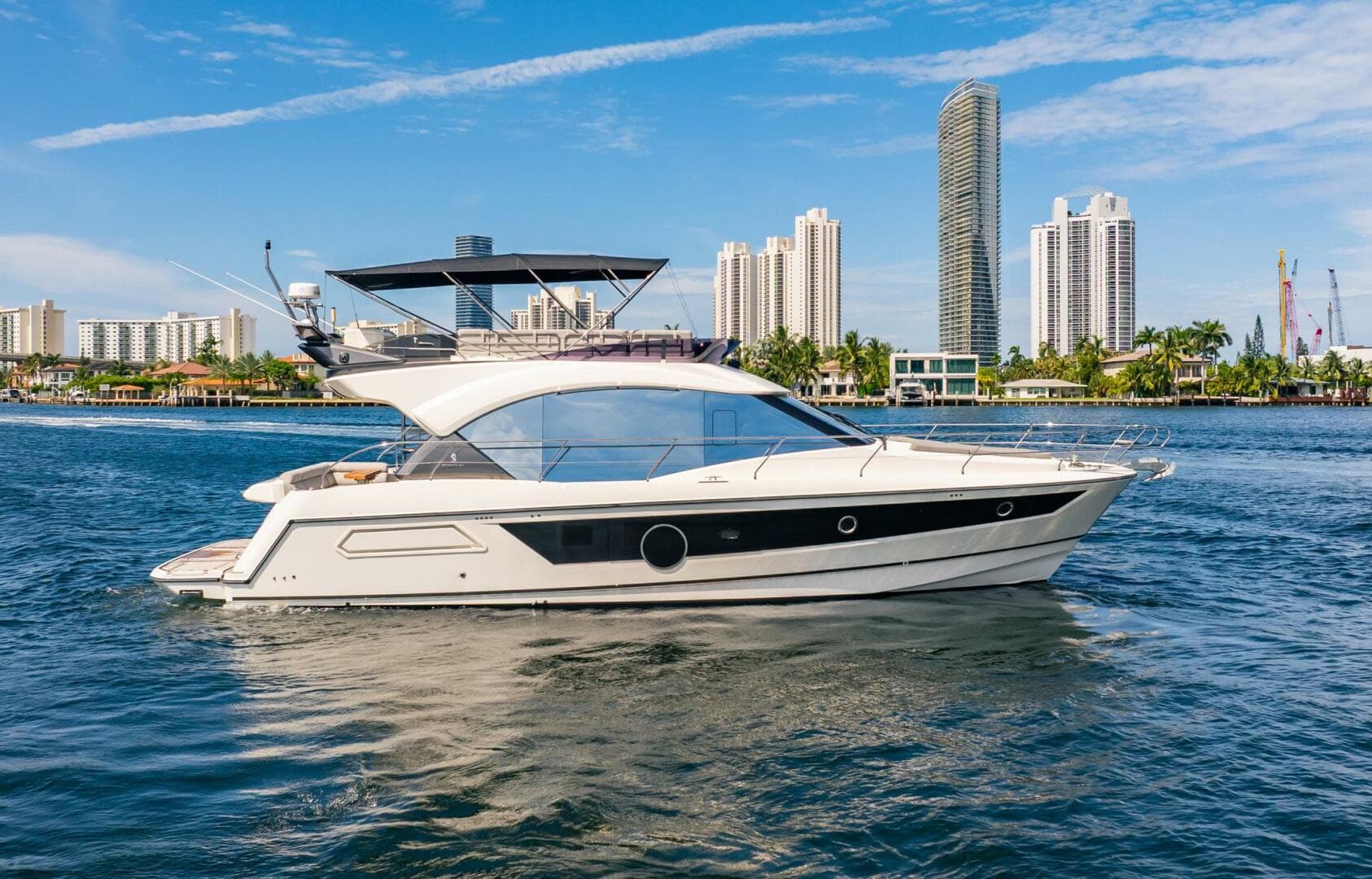 2021 Beneteau Monte Carlo 52