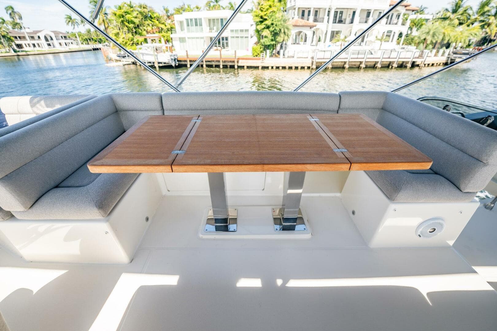 2021 Beneteau Monte Carlo 52