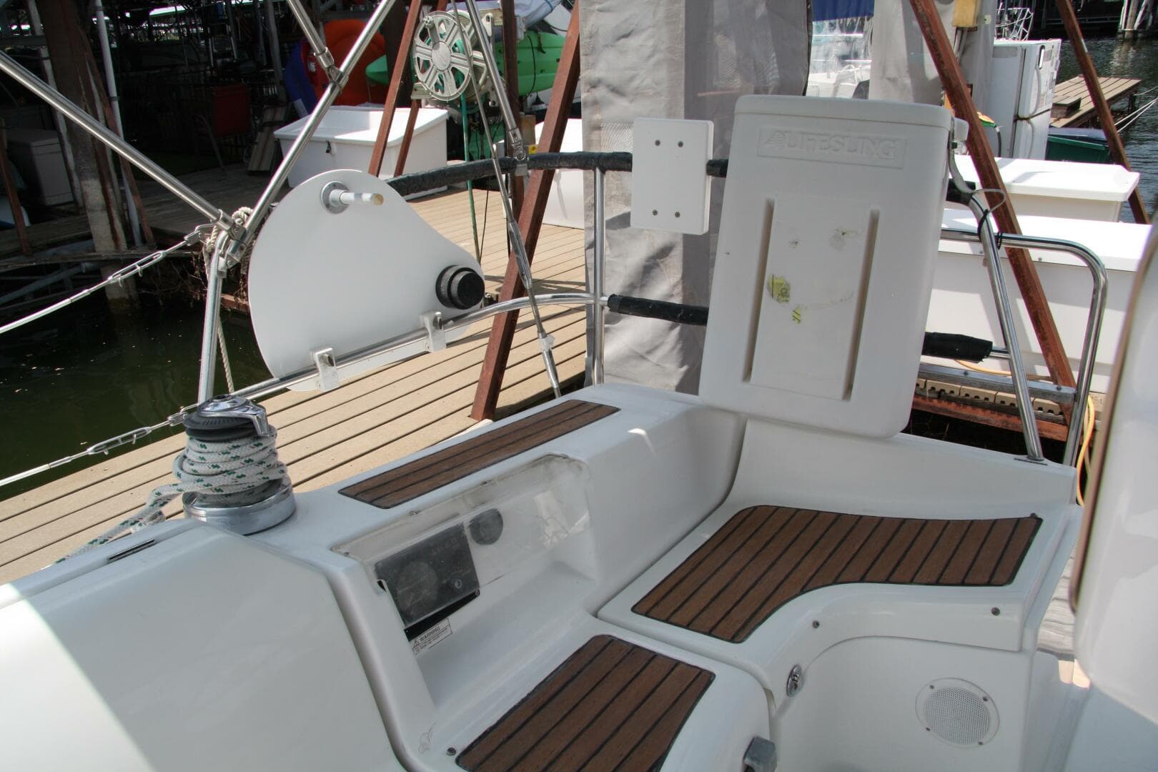 2006 Beneteau 
