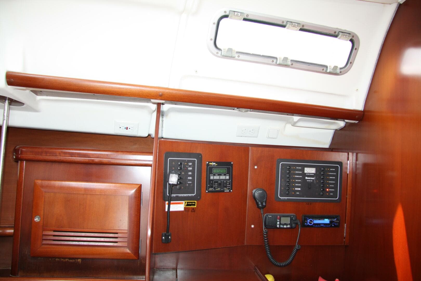 2006 Beneteau 