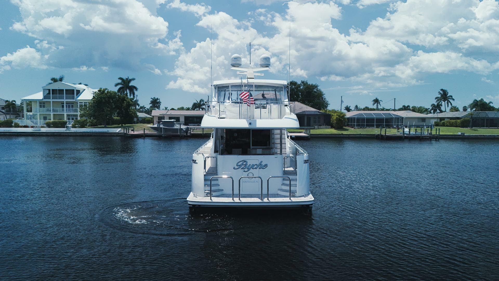 2015 Ocean Alexander 72