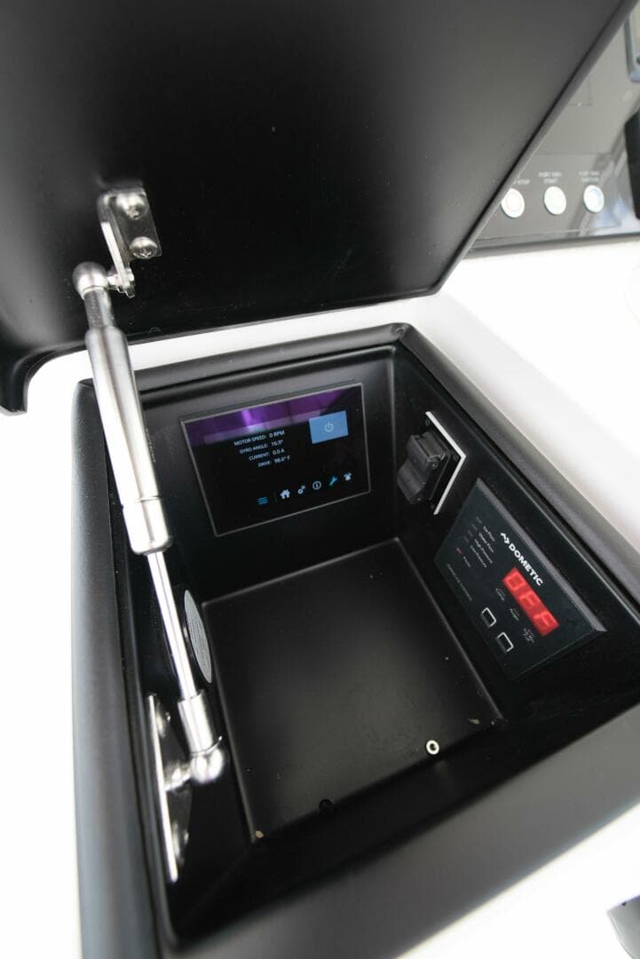 2025 Viking 46 Billfish