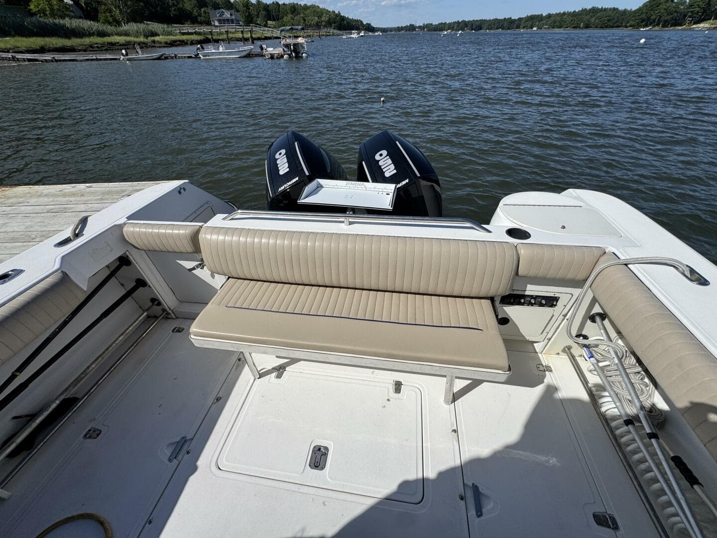 1999 Boston Whaler 28 Conquest