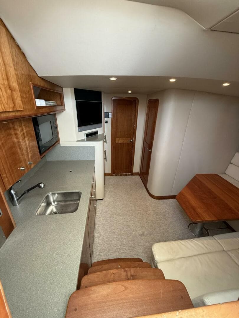 2007 Albemarle 410 Express