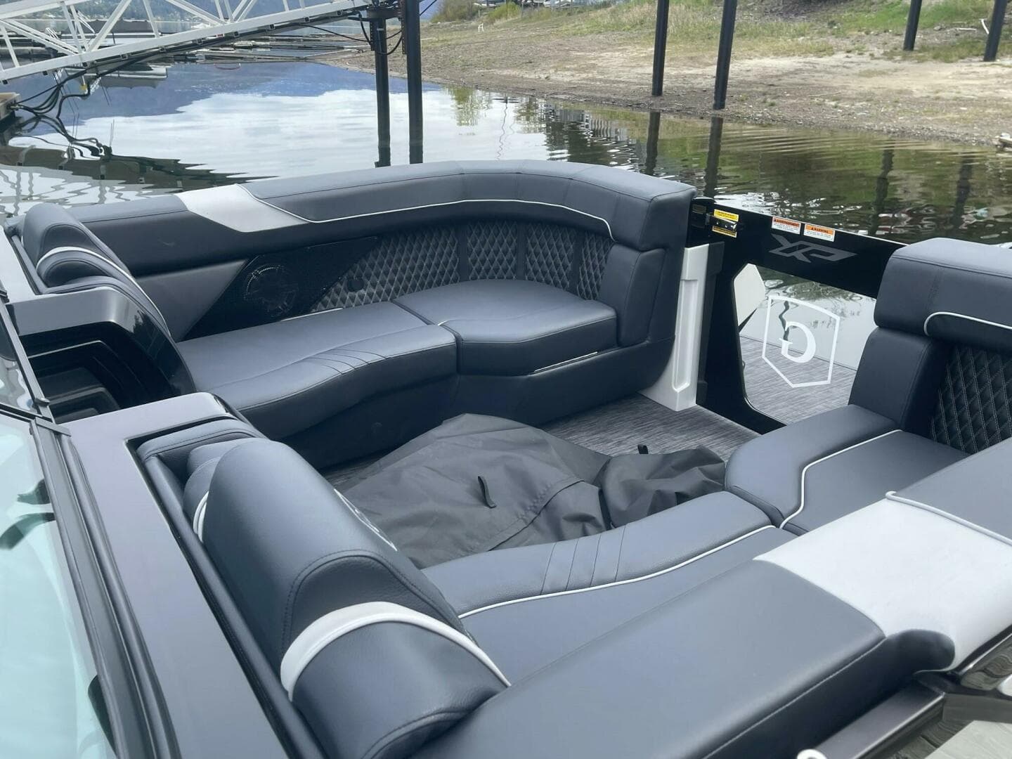 2024 Godfrey XP2700 W Twin