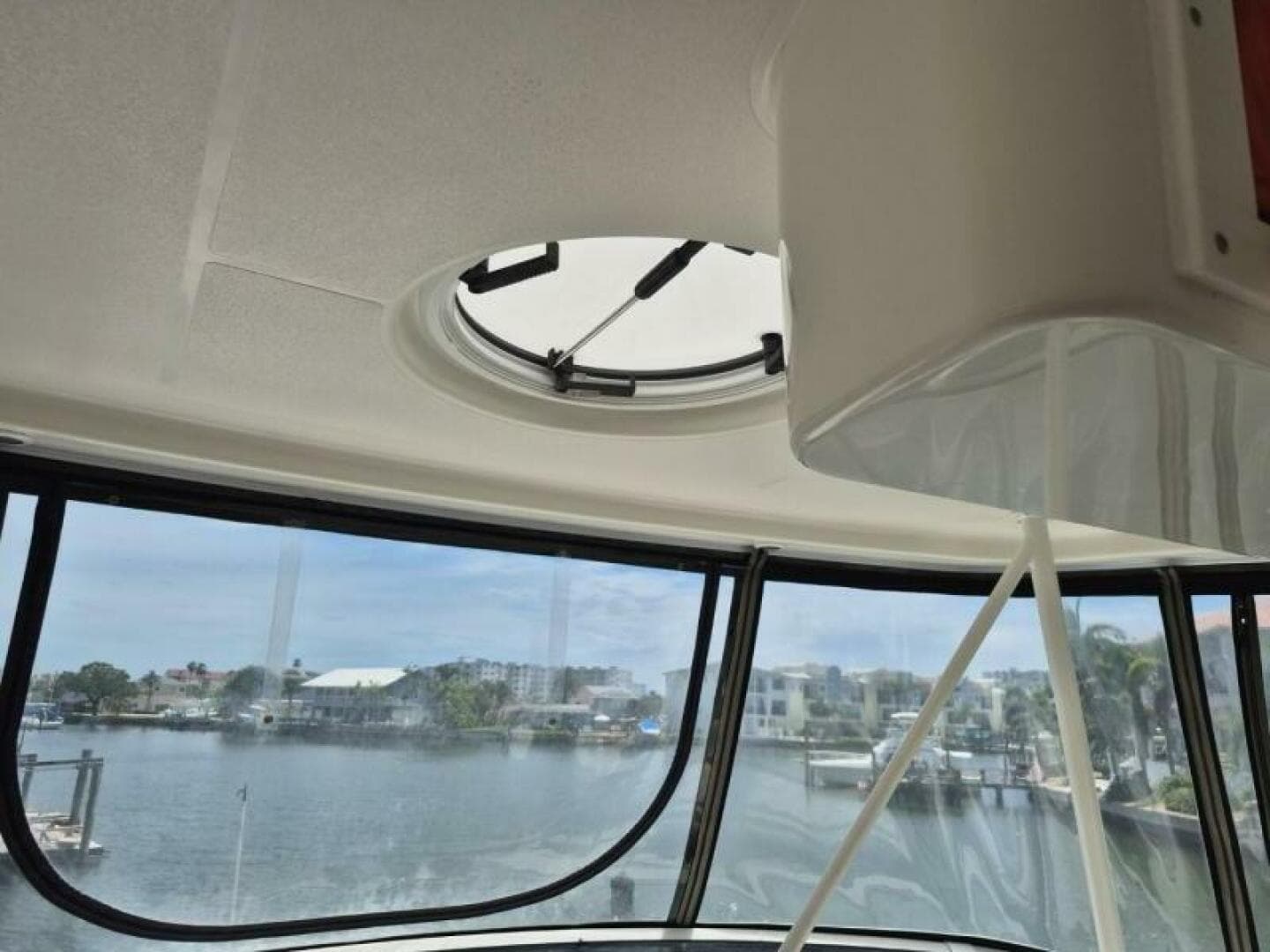 2002 Silverton 38 Convertible