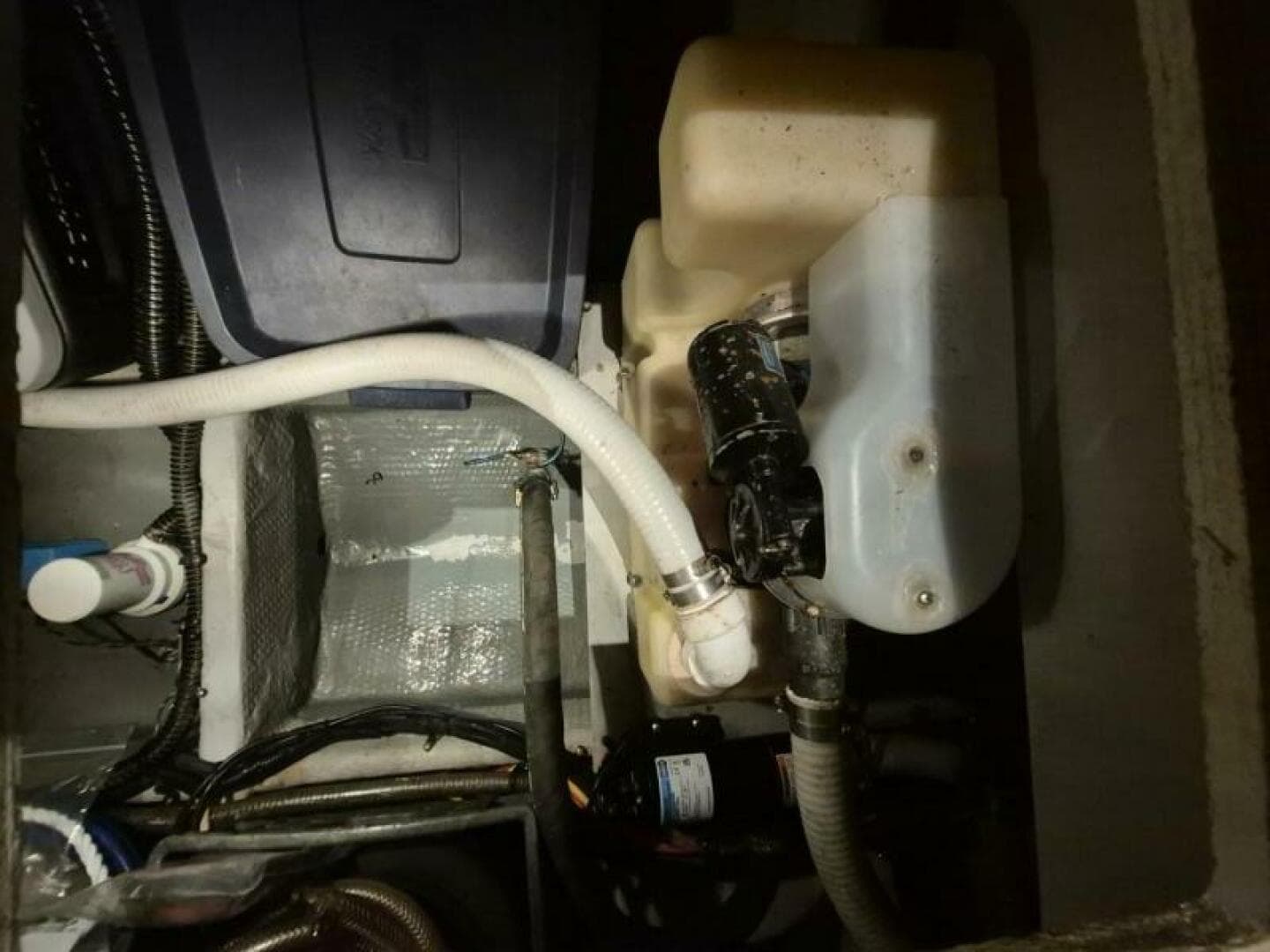 2002 Silverton 38 Convertible