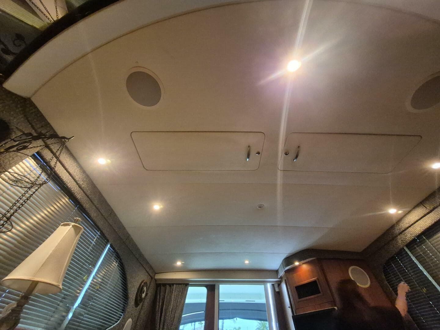 2002 Silverton 38 Convertible