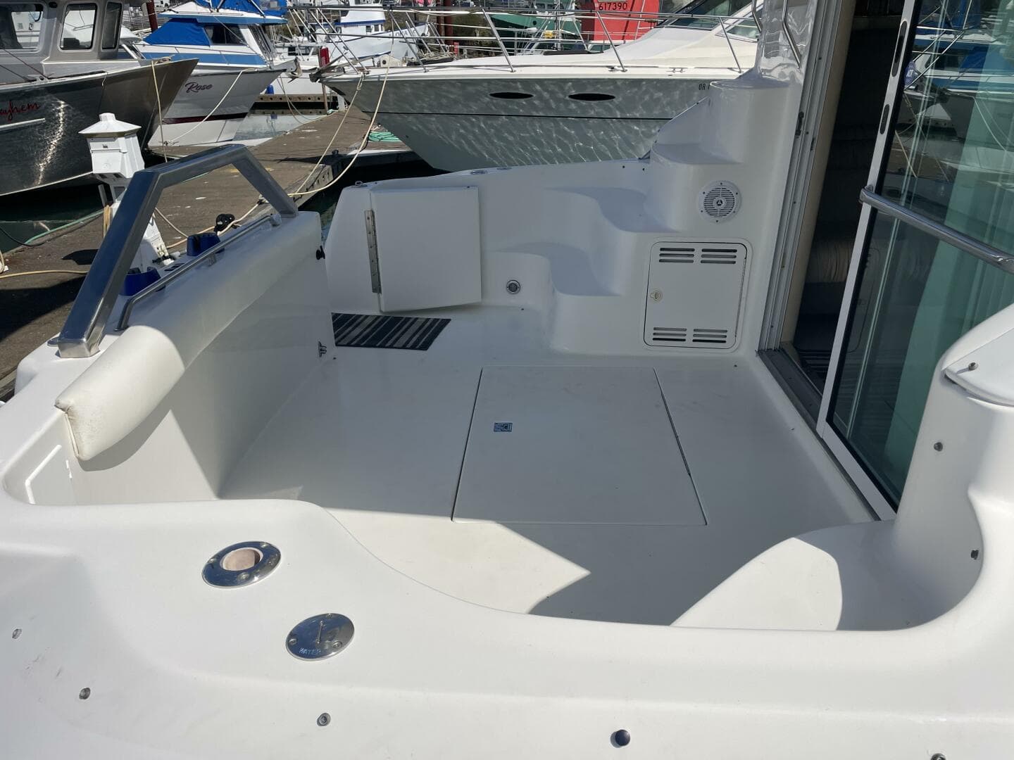 2000 Sea Ray 400 Sedan Bridge