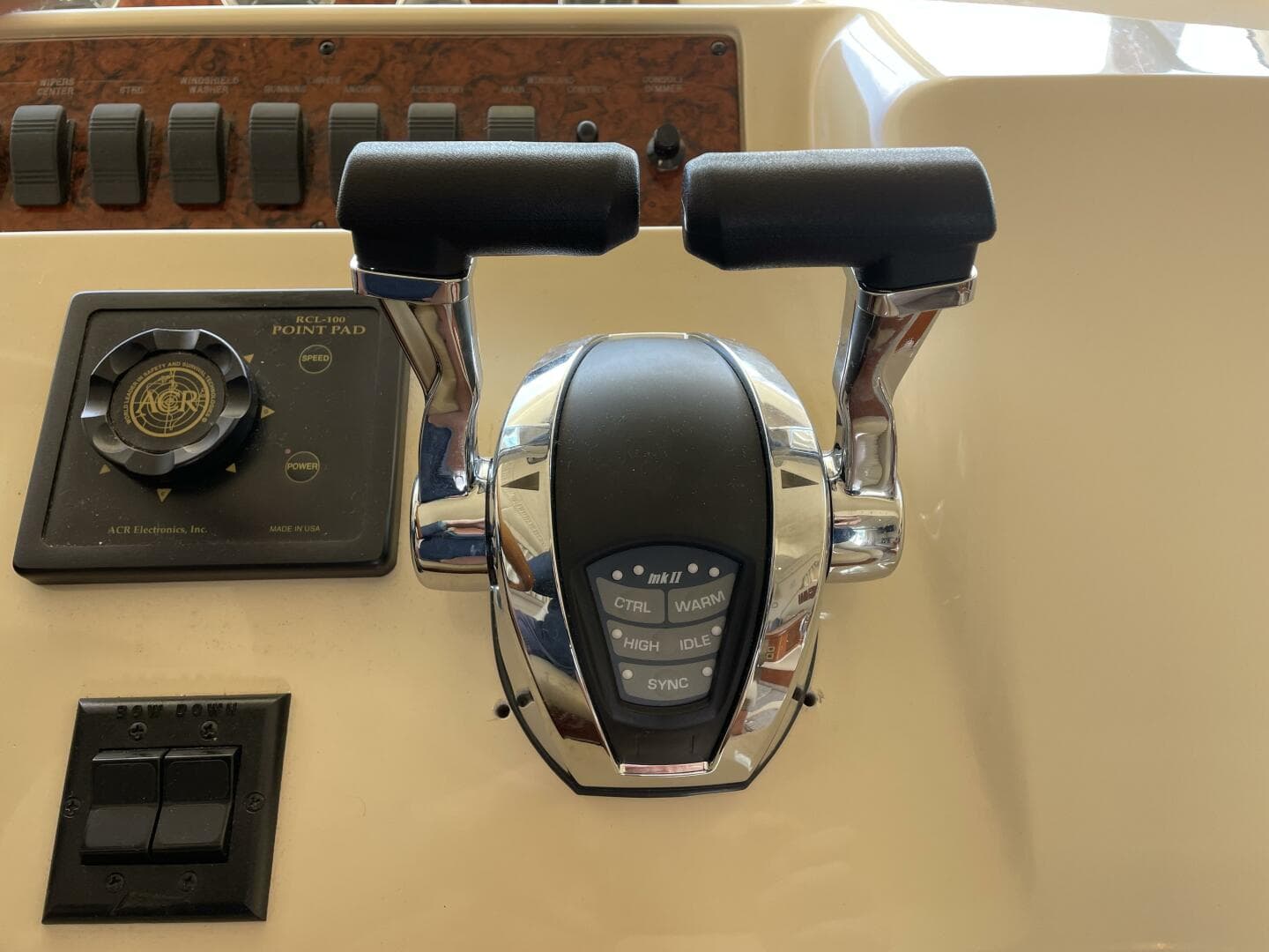 2000 Sea Ray 400 Sedan Bridge