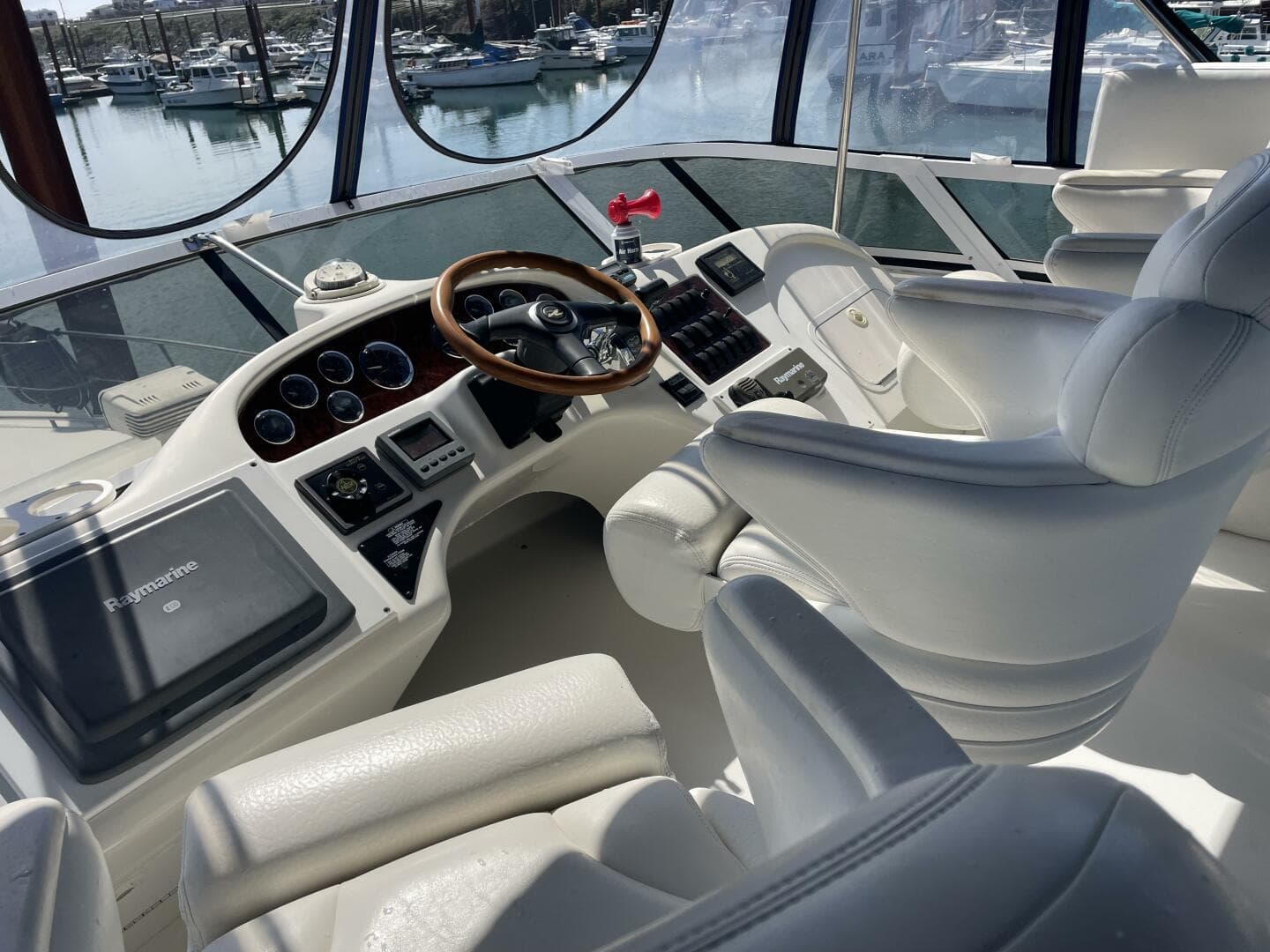 2000 Sea Ray 400 Sedan Bridge