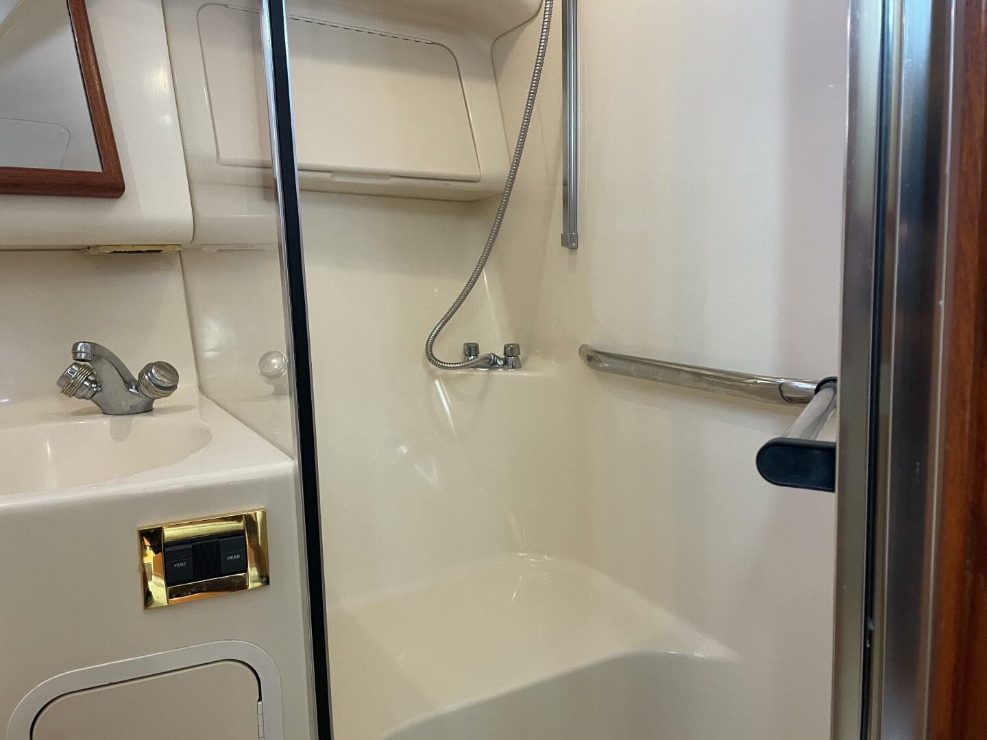 2000 Sea Ray 400 Sedan Bridge